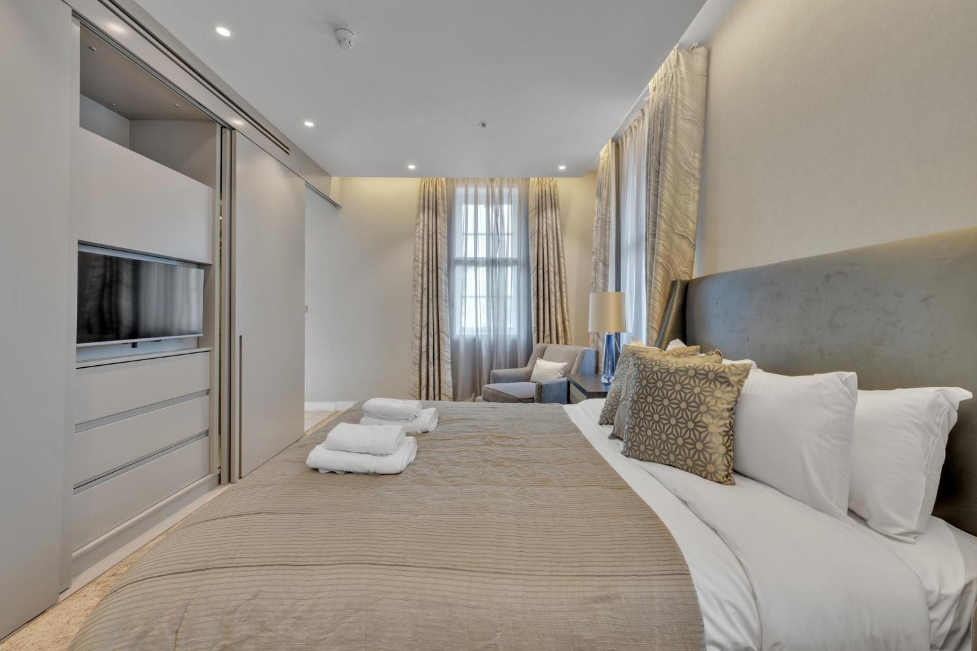 The Baker Residences Apartment