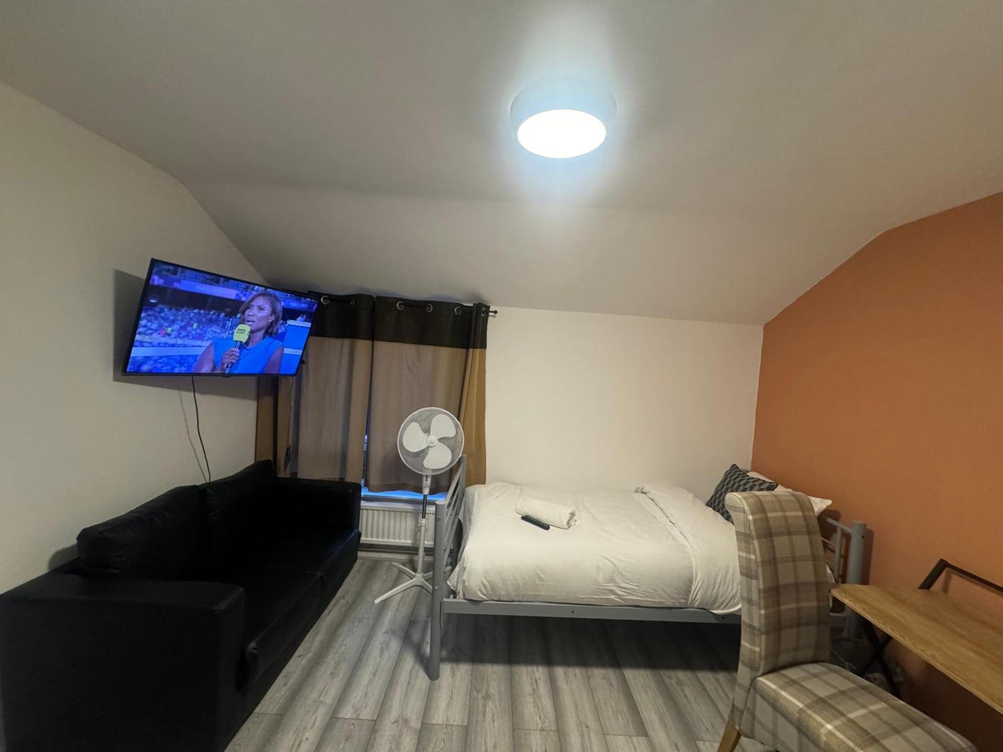 Homestay Tottenham Velvet London