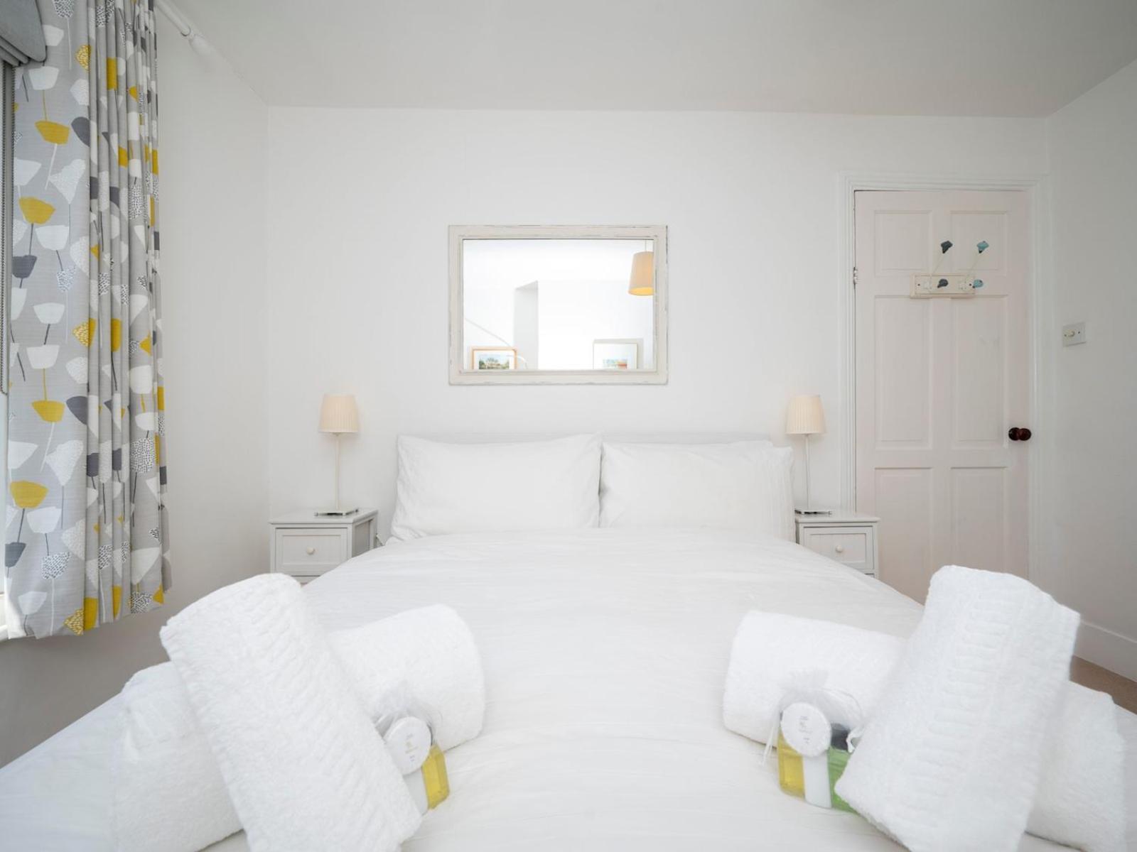 Vakantiehuis Pass The Keys Stylishly Designed Townhouse - Garden Oasis Londen