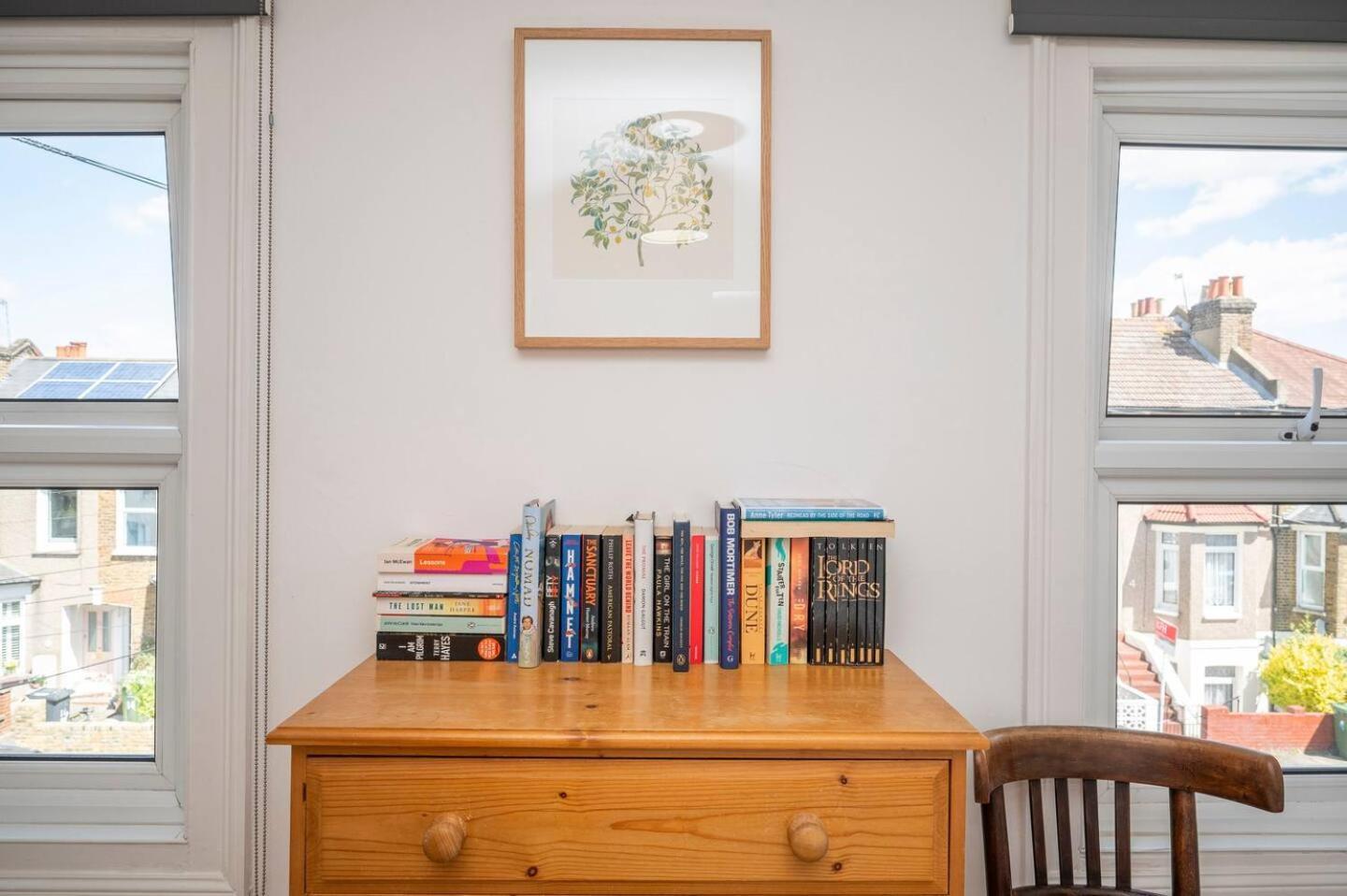 Pass The Keys Stylishly Designed Townhouse - Garden Oasis Vakantiehuis Londen