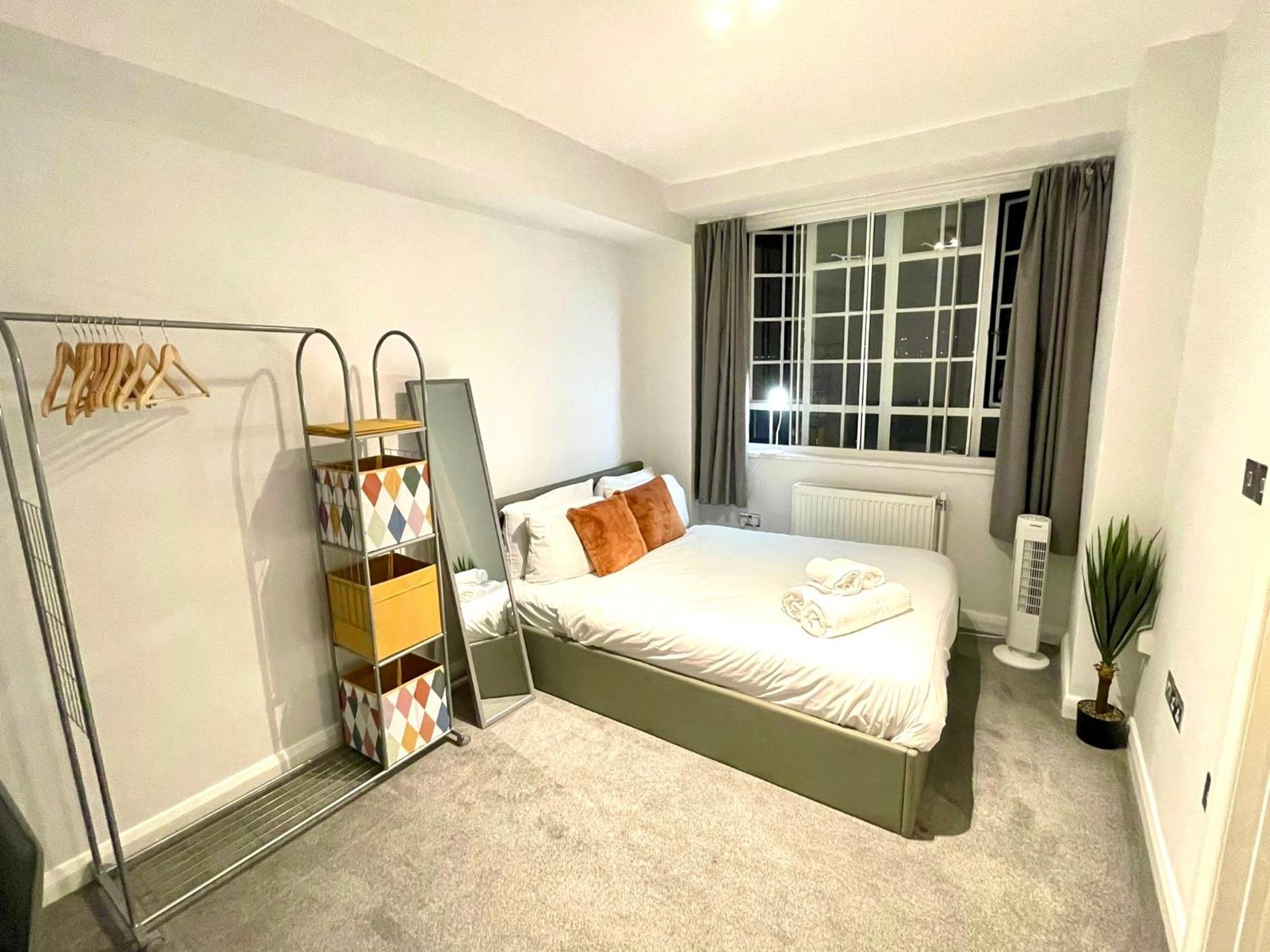 Modern Studio, Prime Location, Stunning View * London