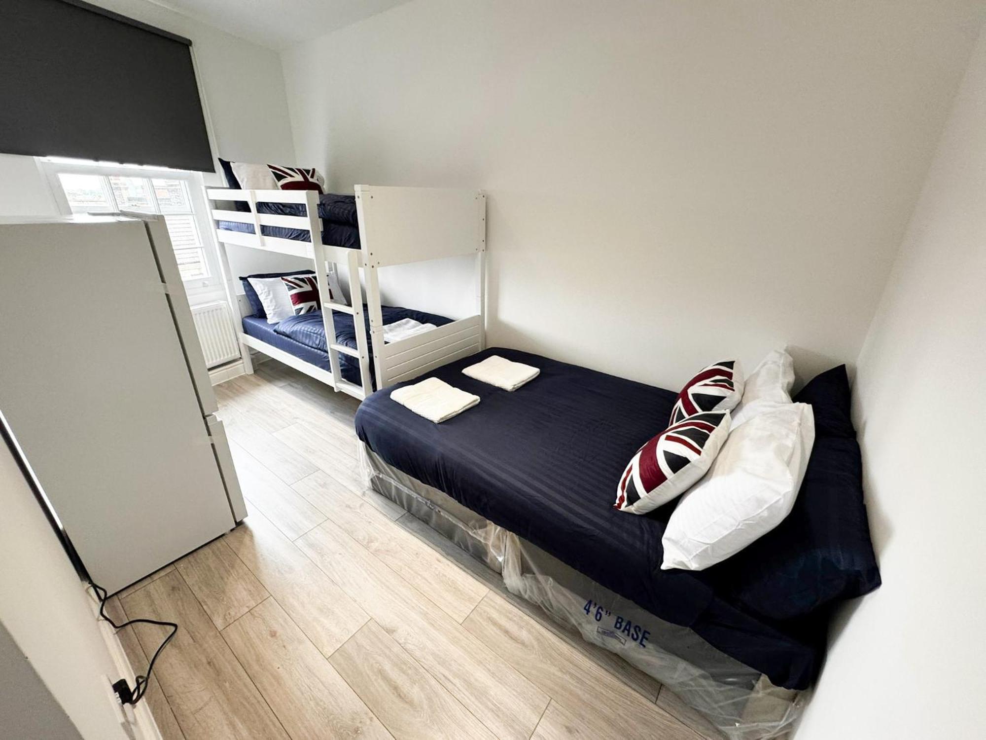 149 Budget * London