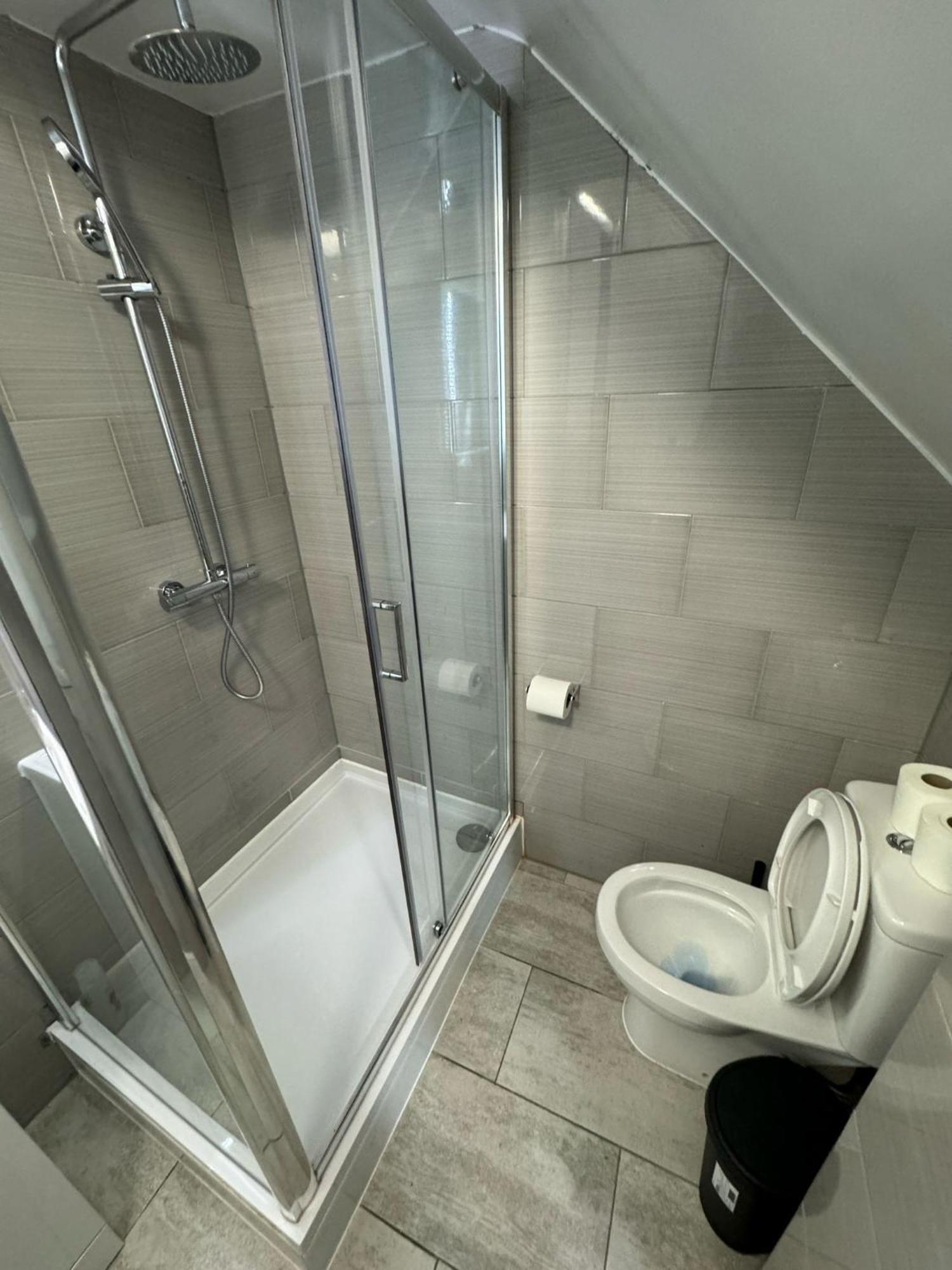 149 Budget * London