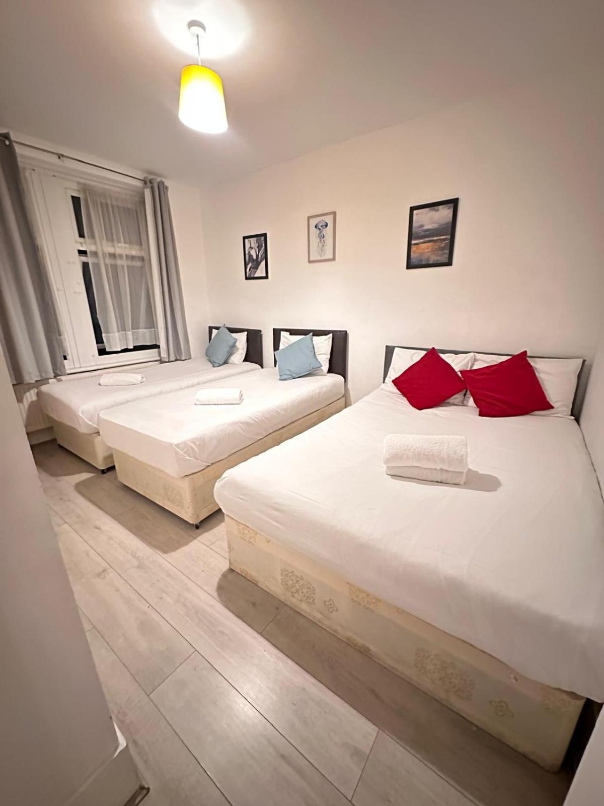 Appartement Lovely 2 Bed Flat 2 Floor Miles Londen