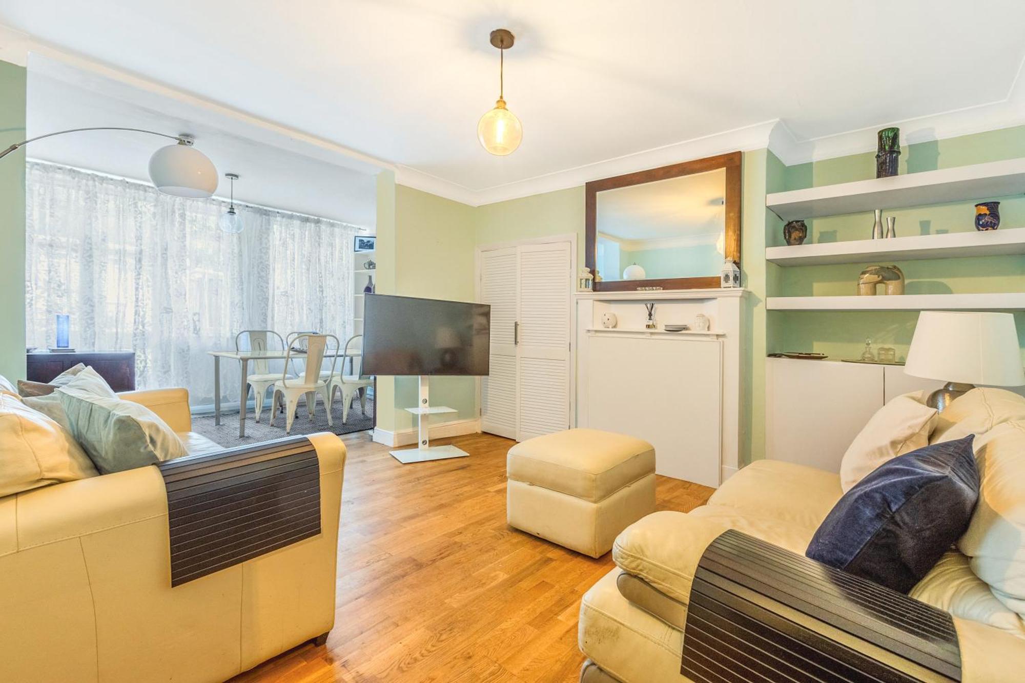 Holiday home Peaceful 1br Flat, 3min Tube, Nw, Close To Wembley *