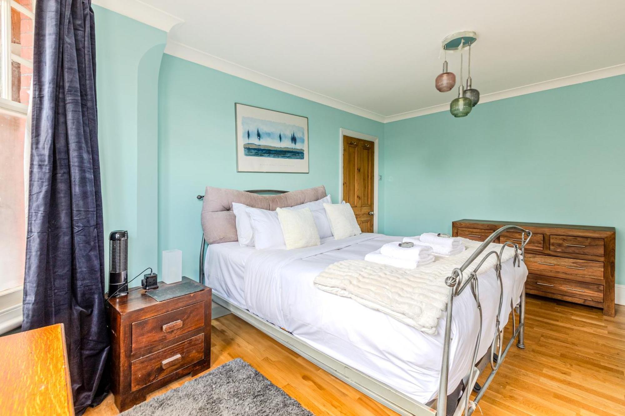 Holiday home Peaceful 1br Flat, 3min Tube, Nw, Close To Wembley
