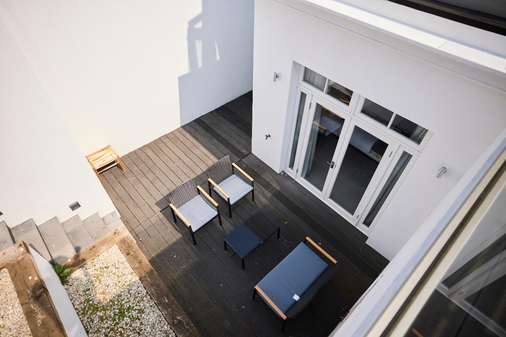 The Putney Hideaway - Modern And Elegant 3bdr Flat With Patio