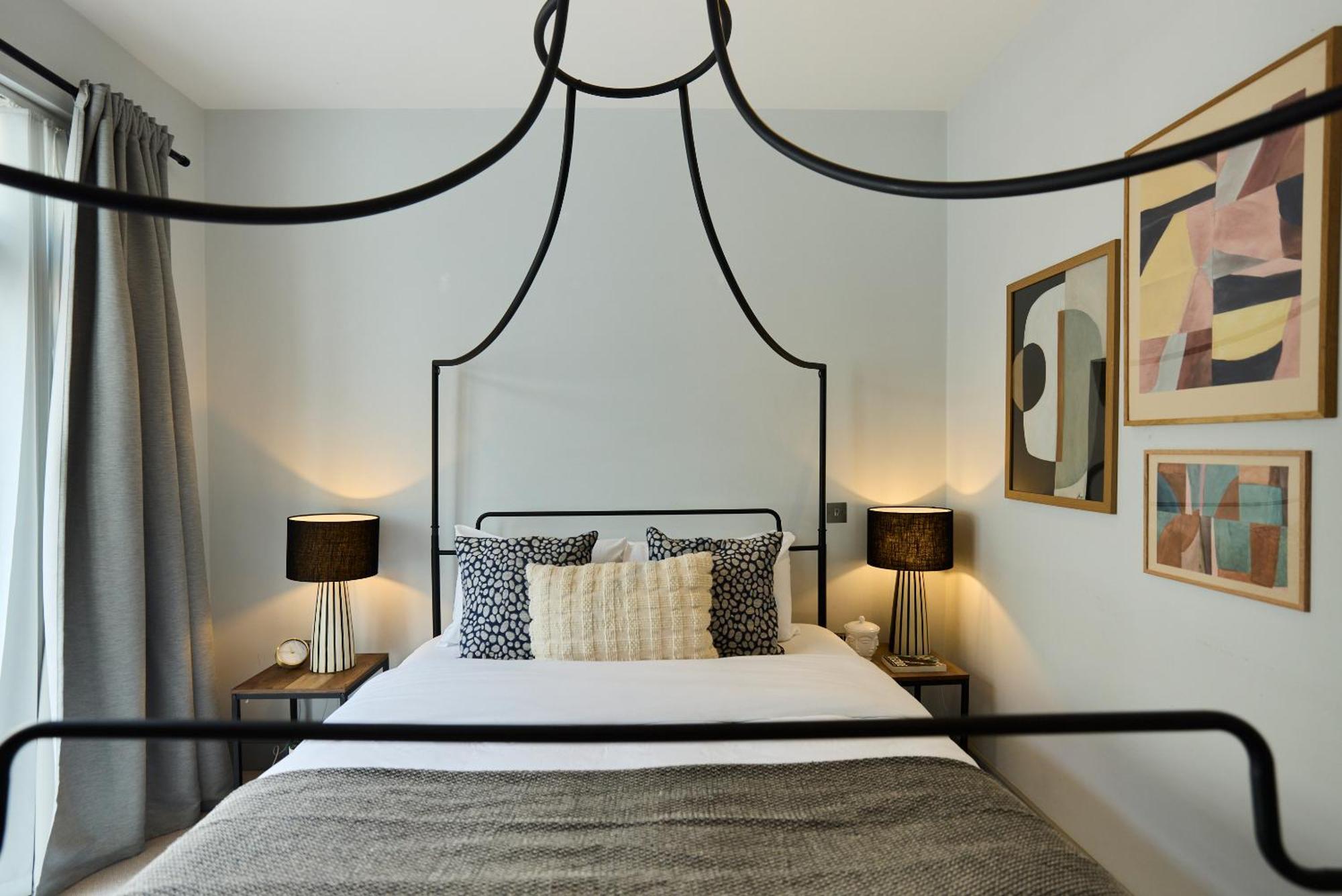 The Putney Hideaway - Modern And Elegant 3bdr Flat With Patio London