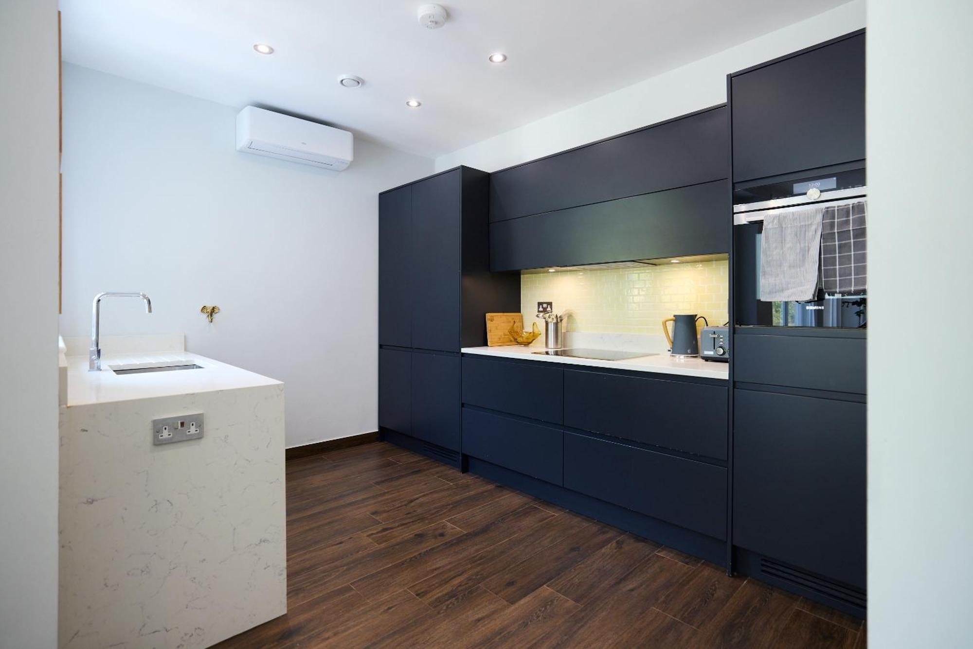 Apartment The Putney Hideaway - Modern And Elegant 3bdr Flat With Patio London