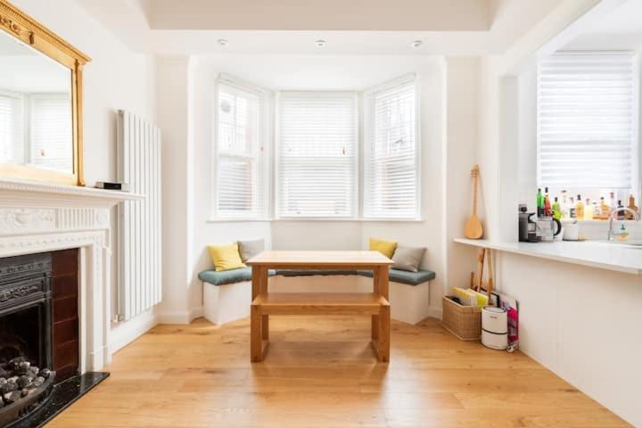 Apartment 1-bed Flat In Westminster *