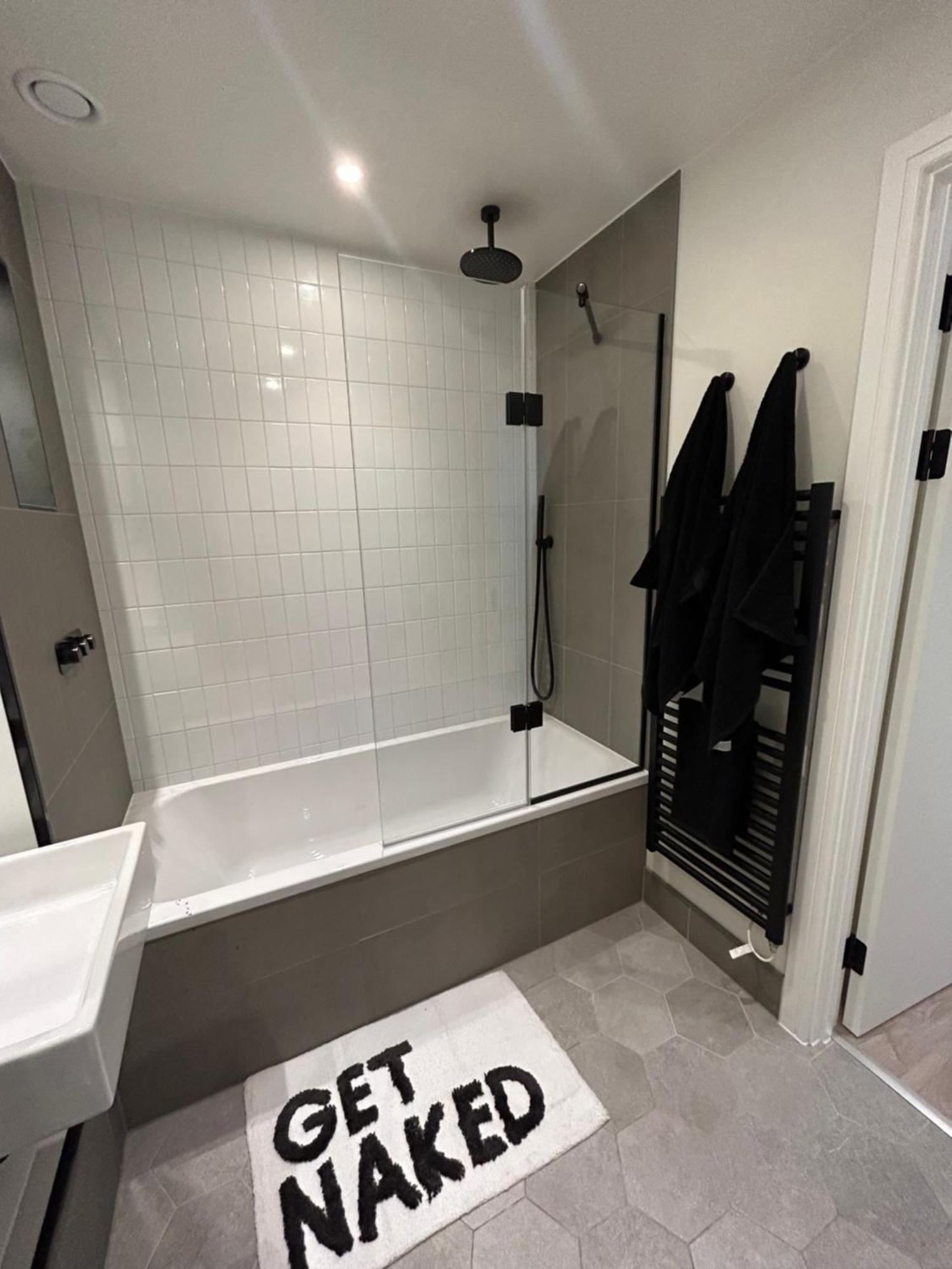 Wembley Luxury Apartment *