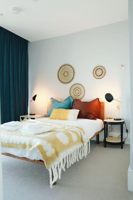 Apartment O2- Luxurious 3bd Flat With Stunning View Balcony *
