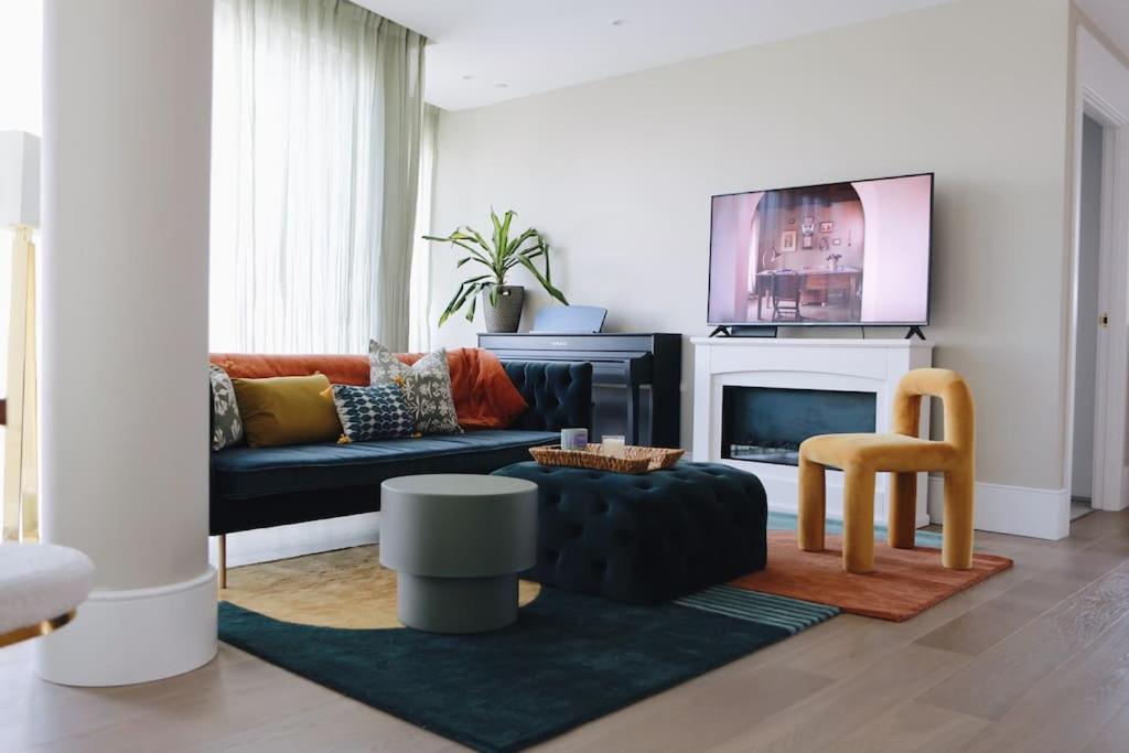 O2- Luxurious 3bd Flat With Stunning View Balcony