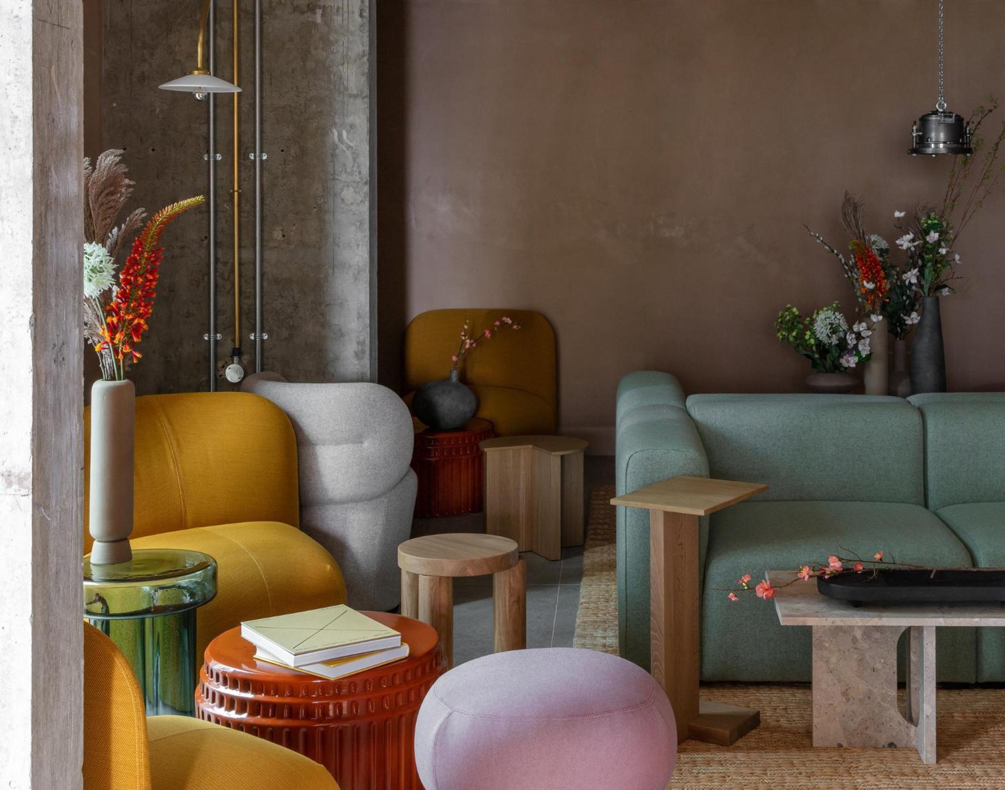 Buckle Street By Locke, Aldgate 4*