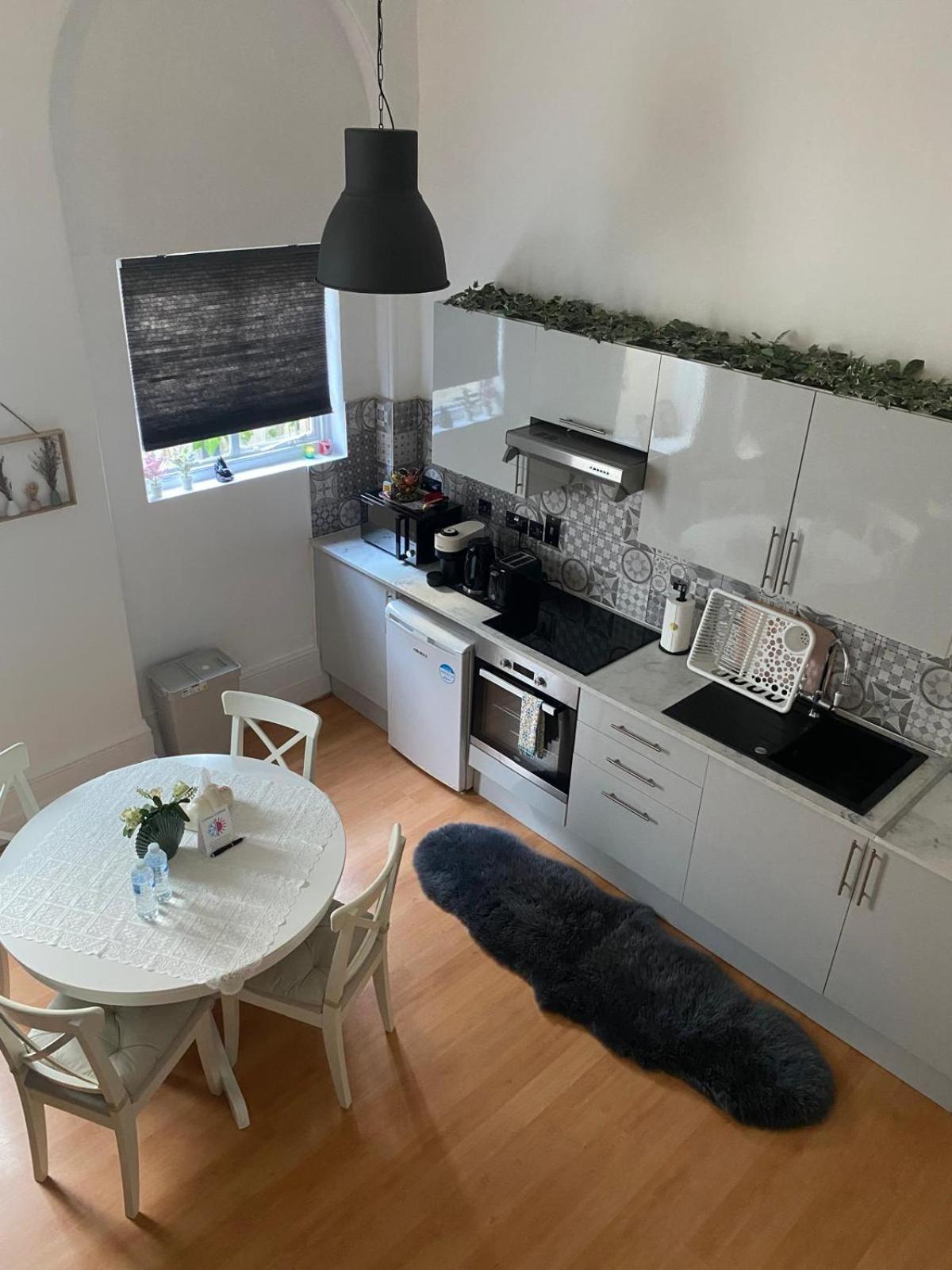 Stylish Flat In Prime Location Near Hyde Park * London