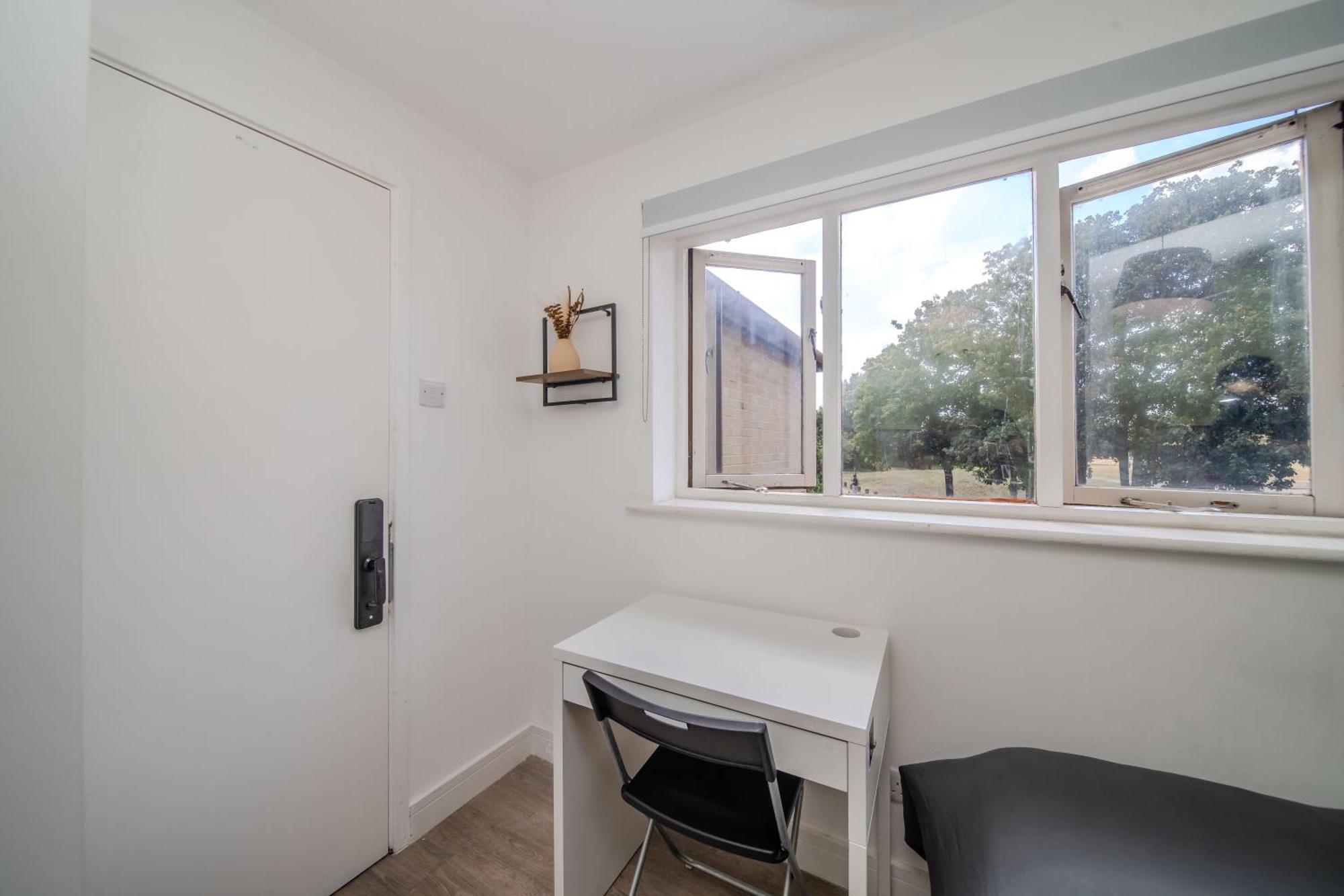 Harmonynest Parkview Elegance Guest house