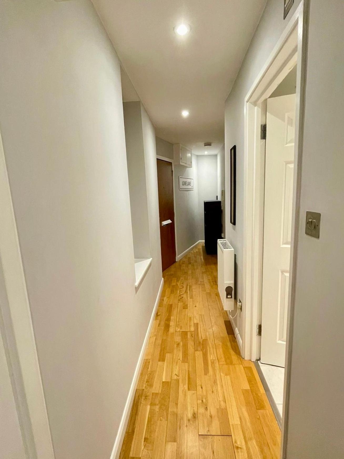 Stylish 1br, 15 Mins To Buckingham Palace, Apartment London