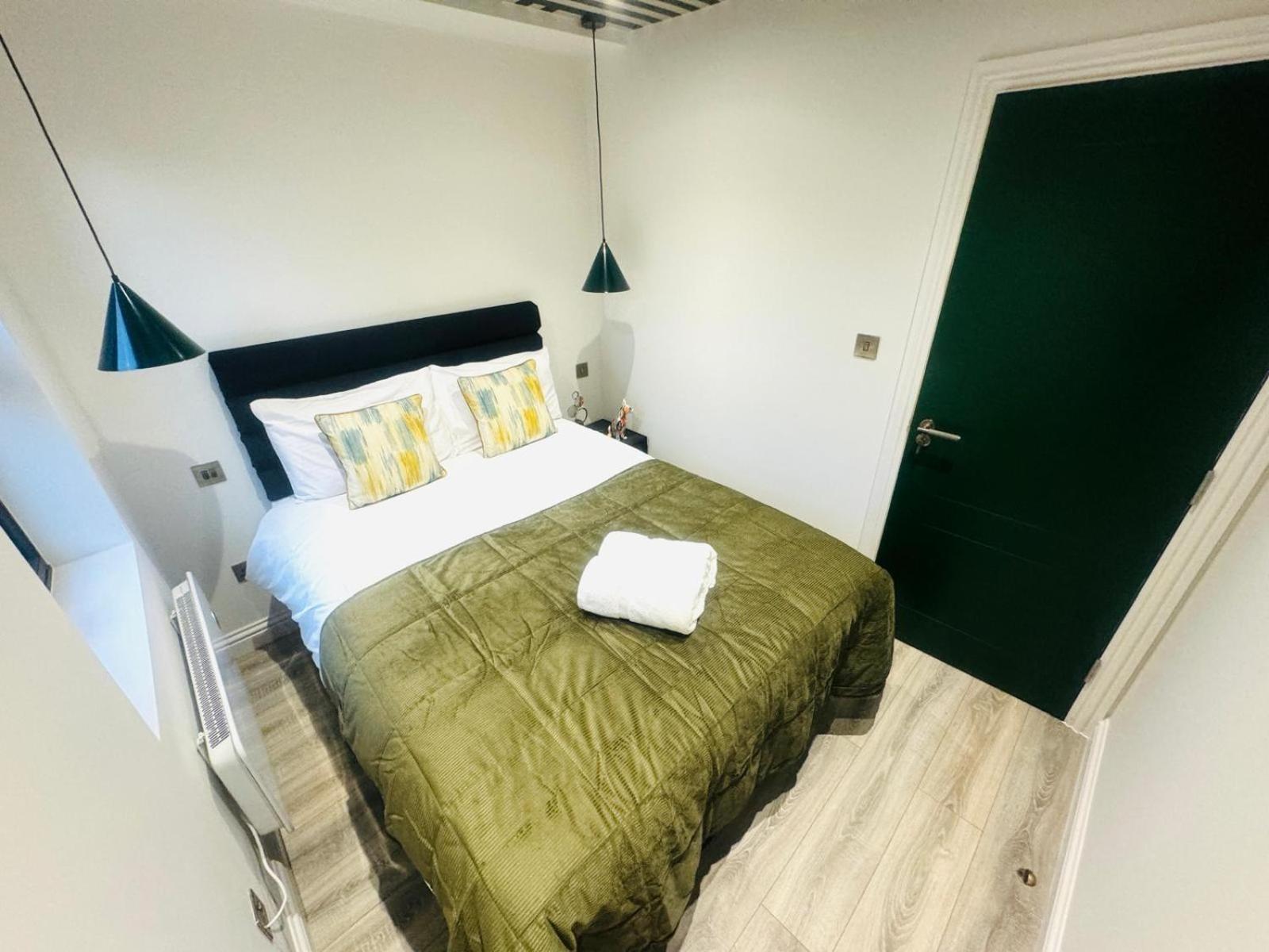 Luxury Flats, Location In Town *