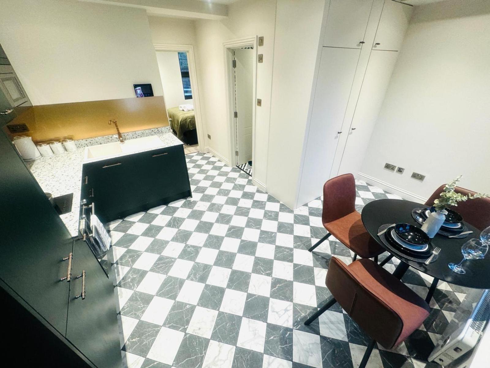 Apartment Luxury Flats, Location In Town London