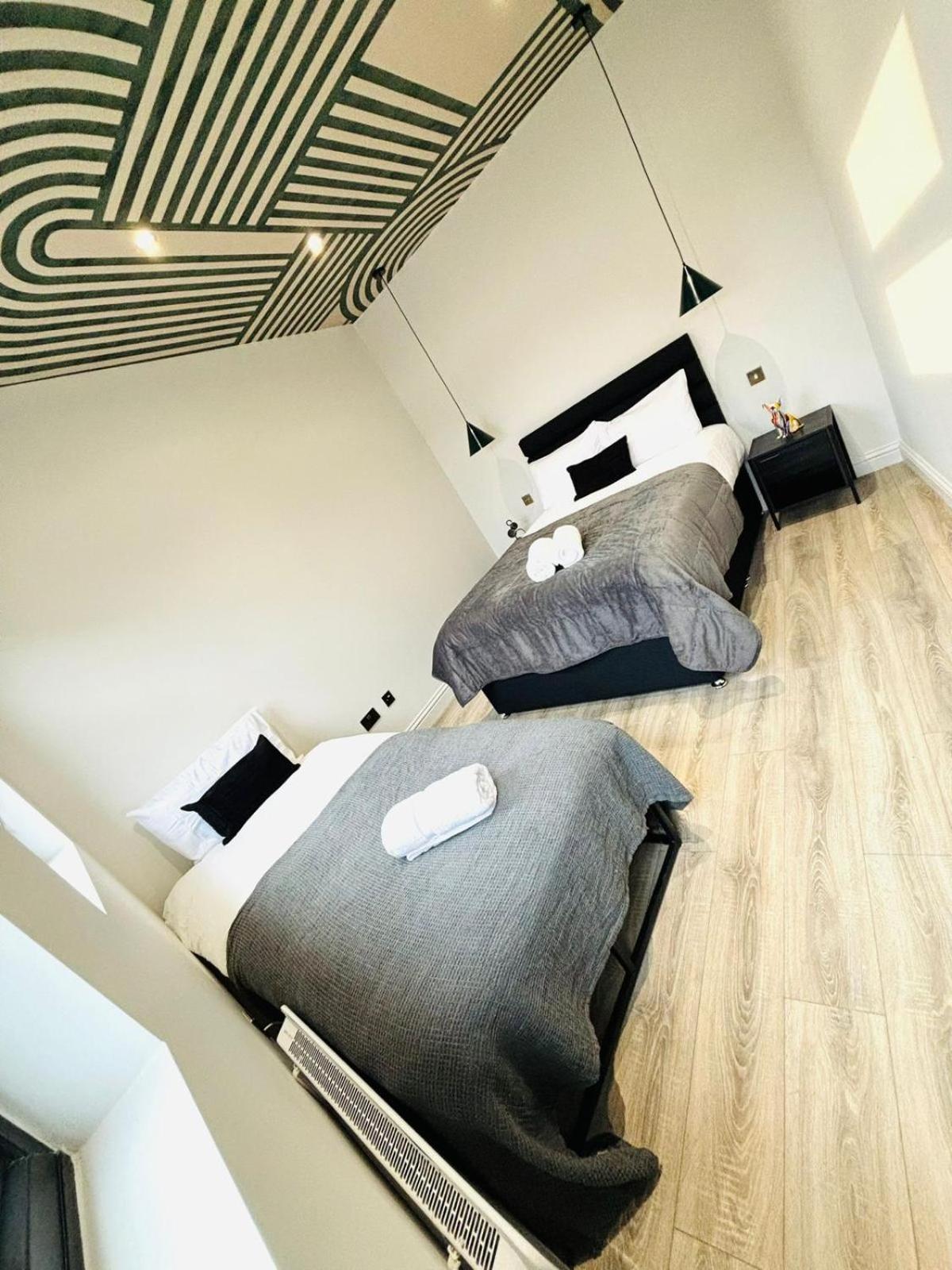Apartment Luxury Flats, Location In Town London