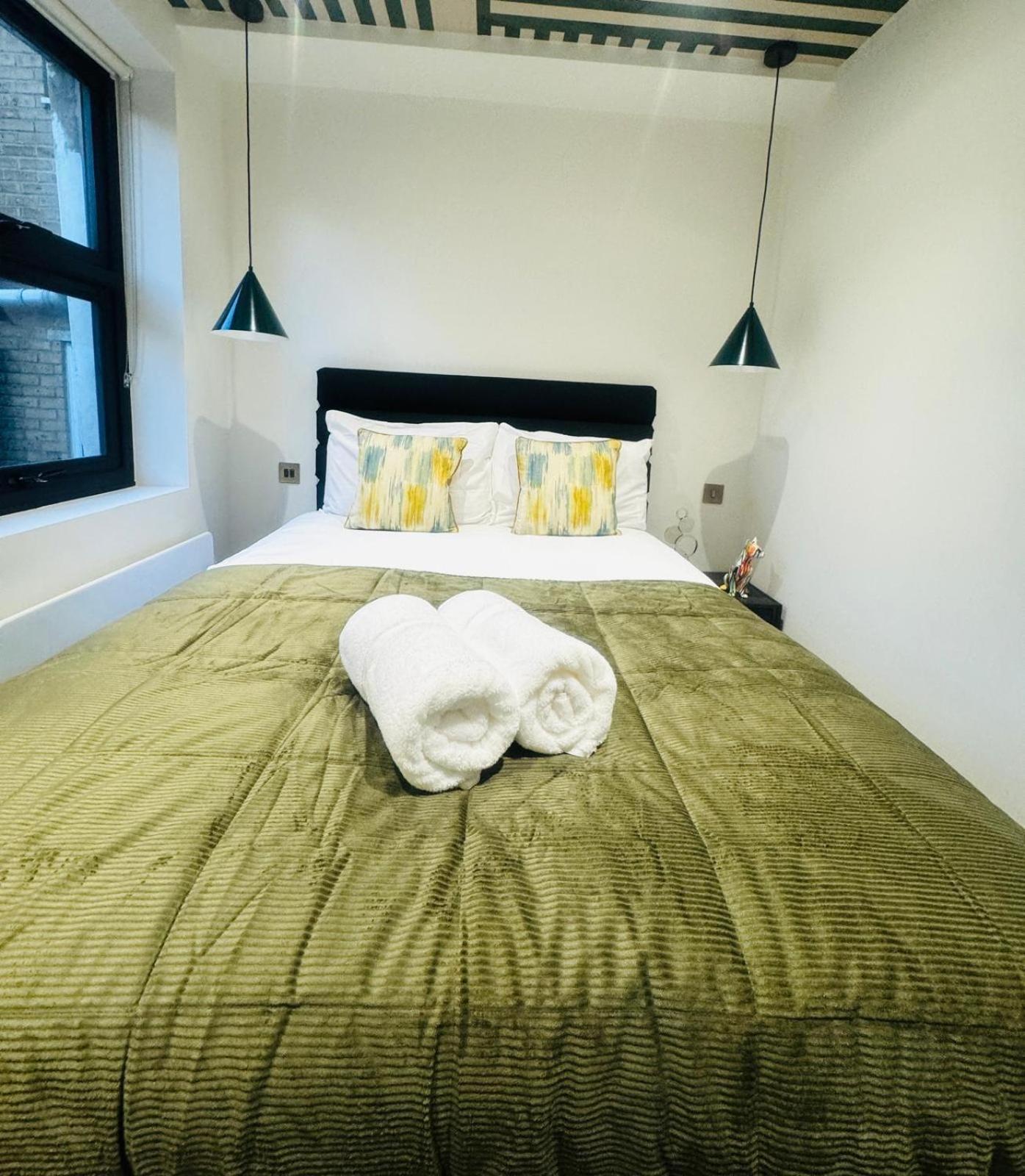 Luxury Flats, Location In Town London