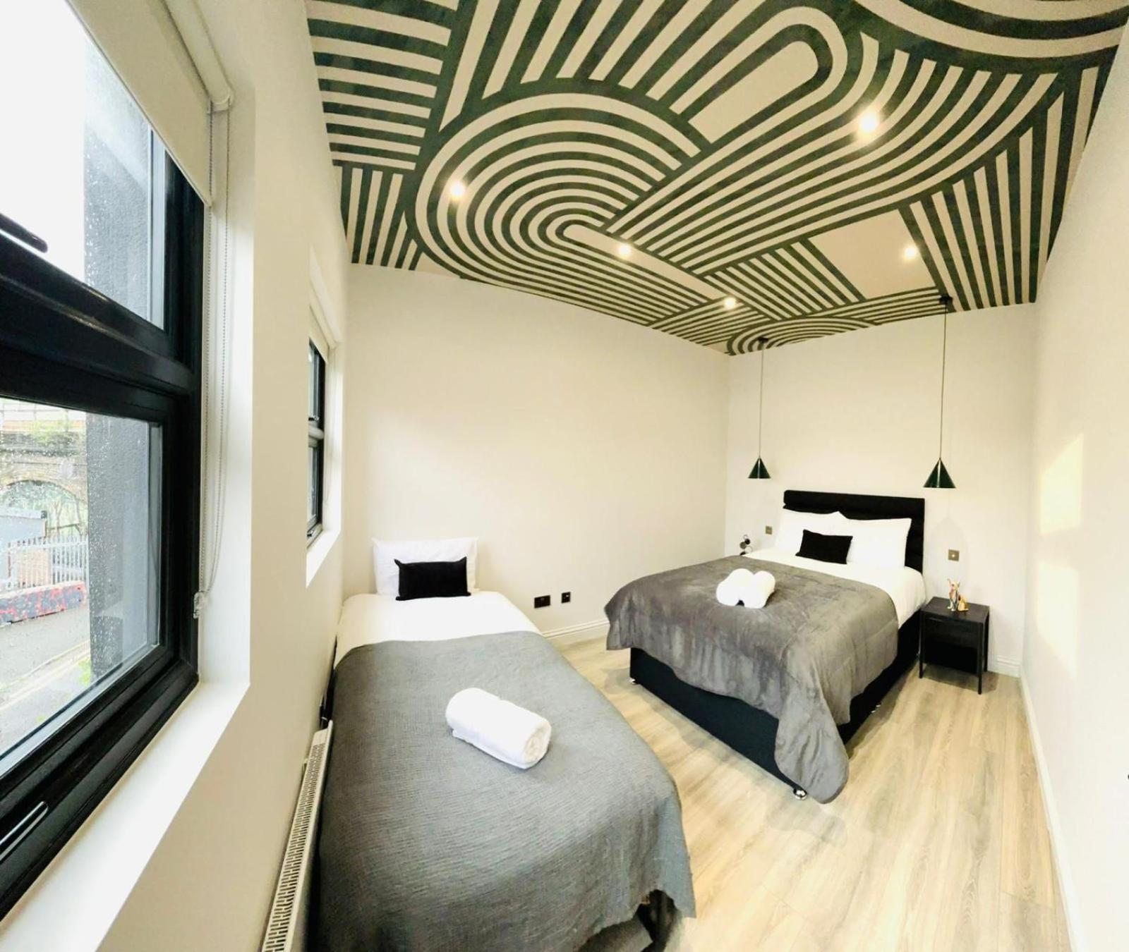 Luxury Flats, Location In Town Apartment