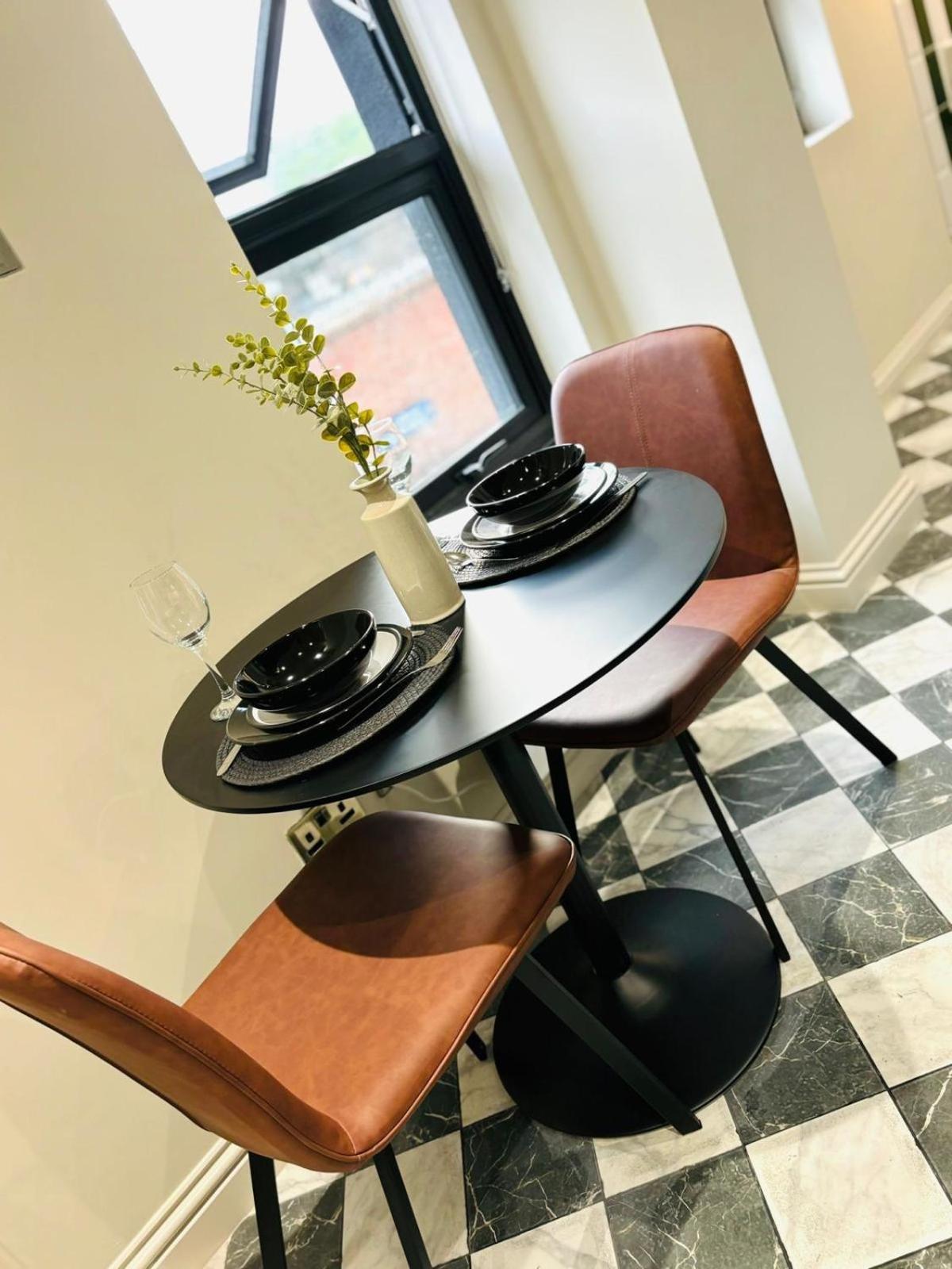 Apartment Luxury Flats, Location In Town