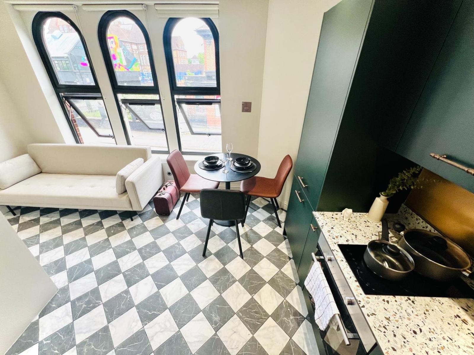 Apartment Luxury Flats, Location In Town London