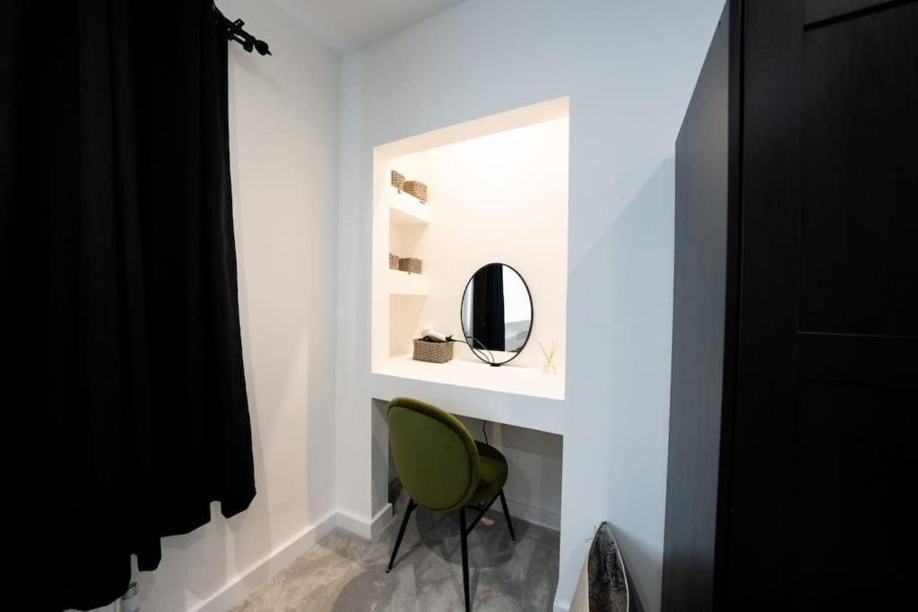 The Green Coach House Holiday home London