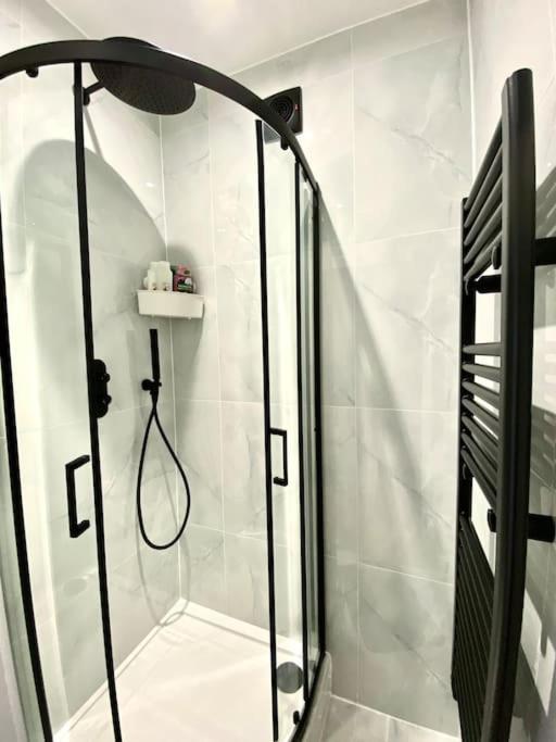 The Green Coach House Holiday home London