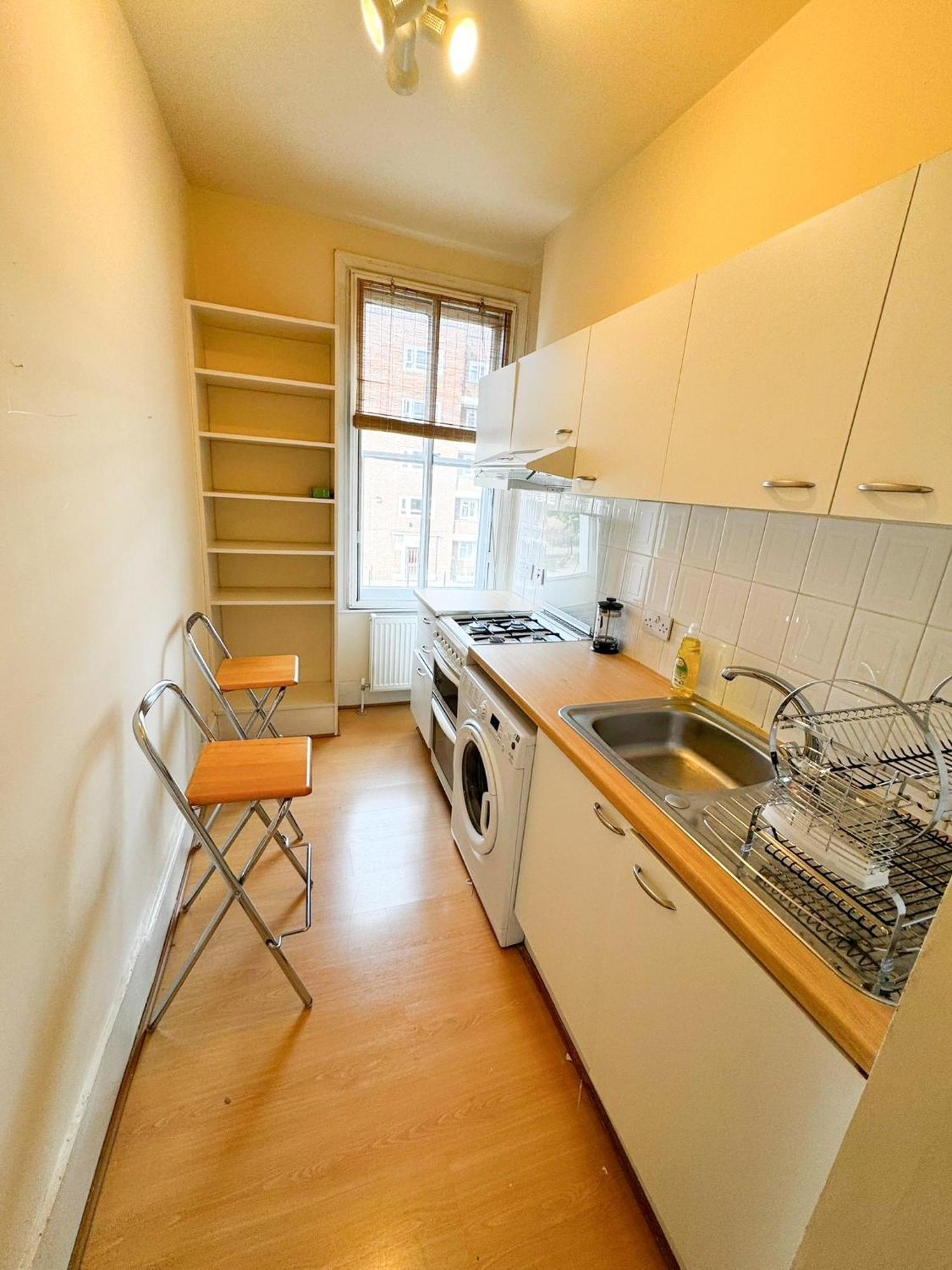 Flat C Stockwell Apartment London