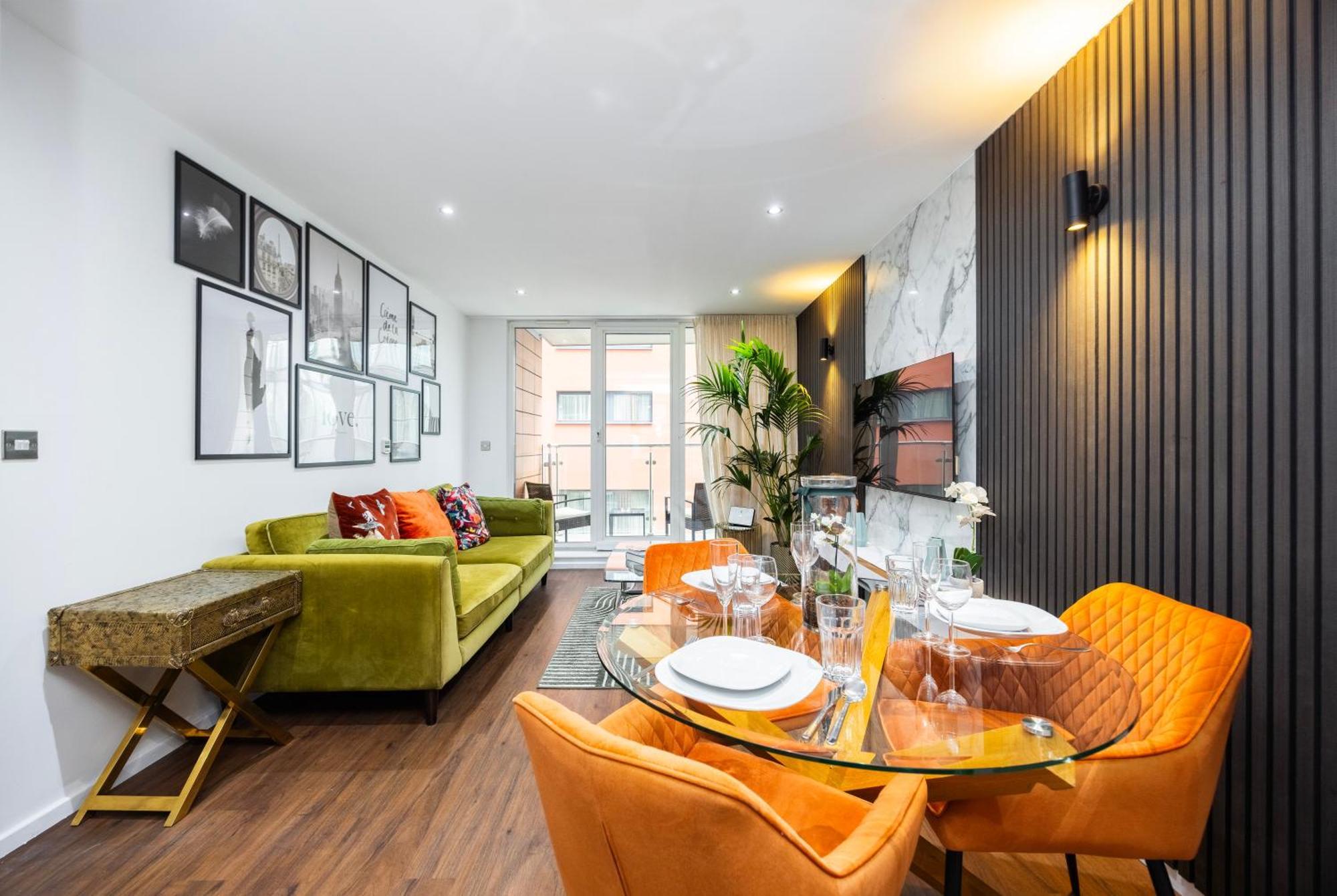Apartment Crowne Views By Austin David London