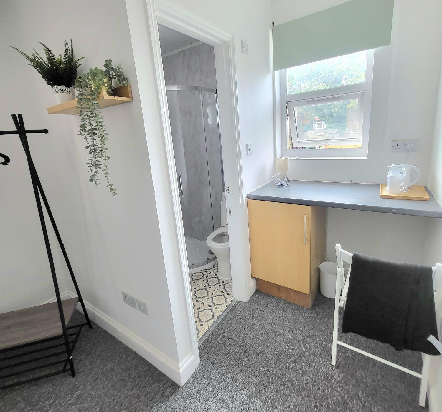 En-suite Double - Leytonstone E11 *