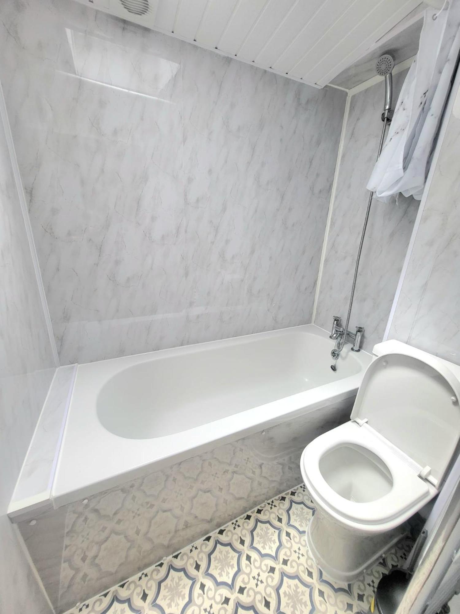 Guest house En-suite Double - Leytonstone E11