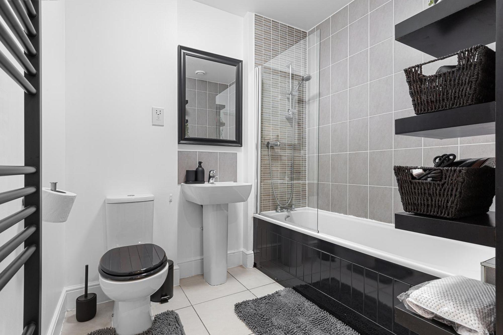 Appartement Modern 2 Bedroom In Uxbridge Free Parking