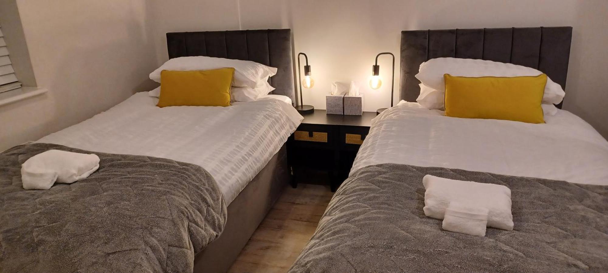 The Quarters - Pioneer * London