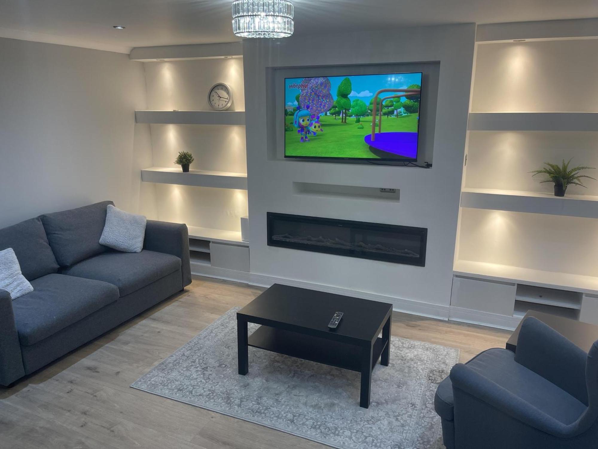 Cozy House With 3 Bedrooms * Londres