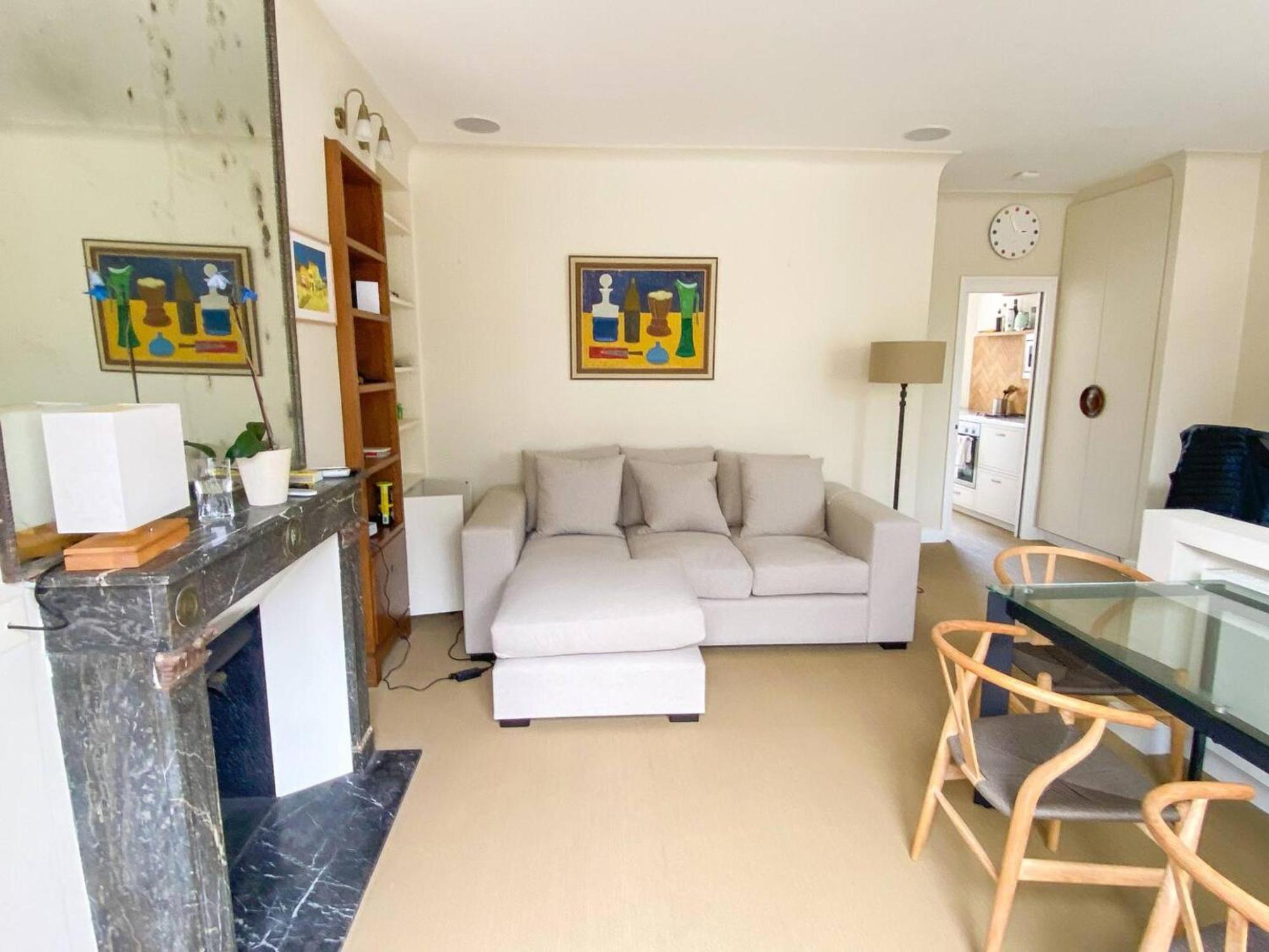Apartment Quaint 1bd Flat Private Balcony West Kensington