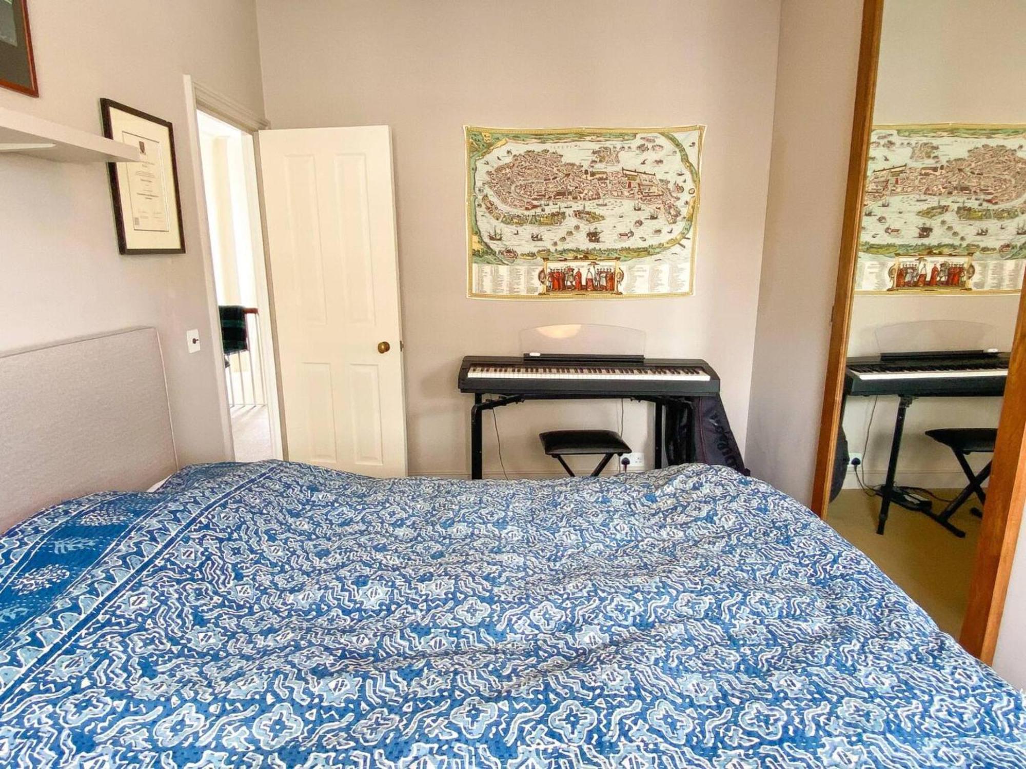 Apartment Quaint 1bd Flat Private Balcony West Kensington London
