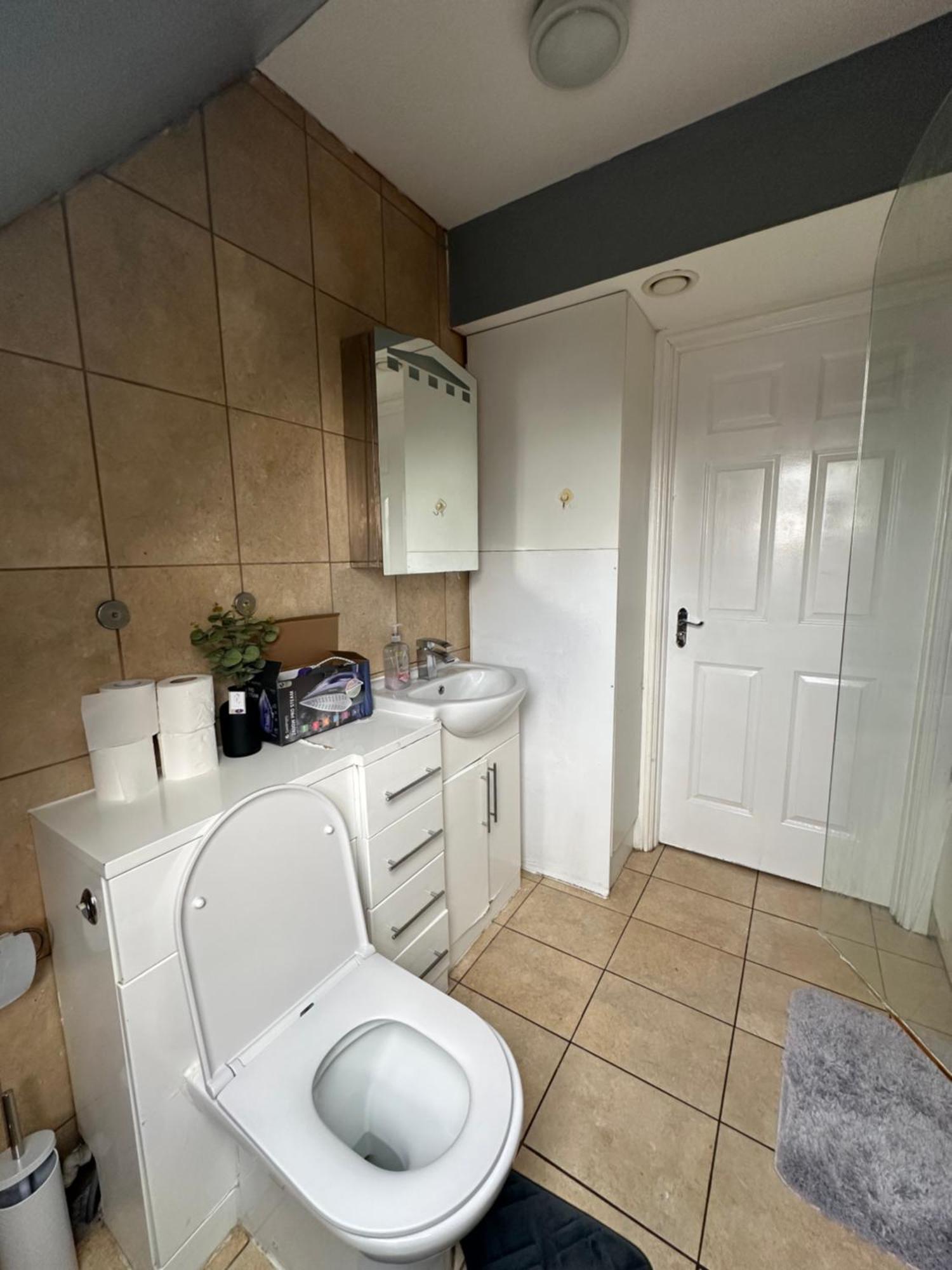 Homestay Luxury In Rooftop Penthouse In Central London, Shared Flat