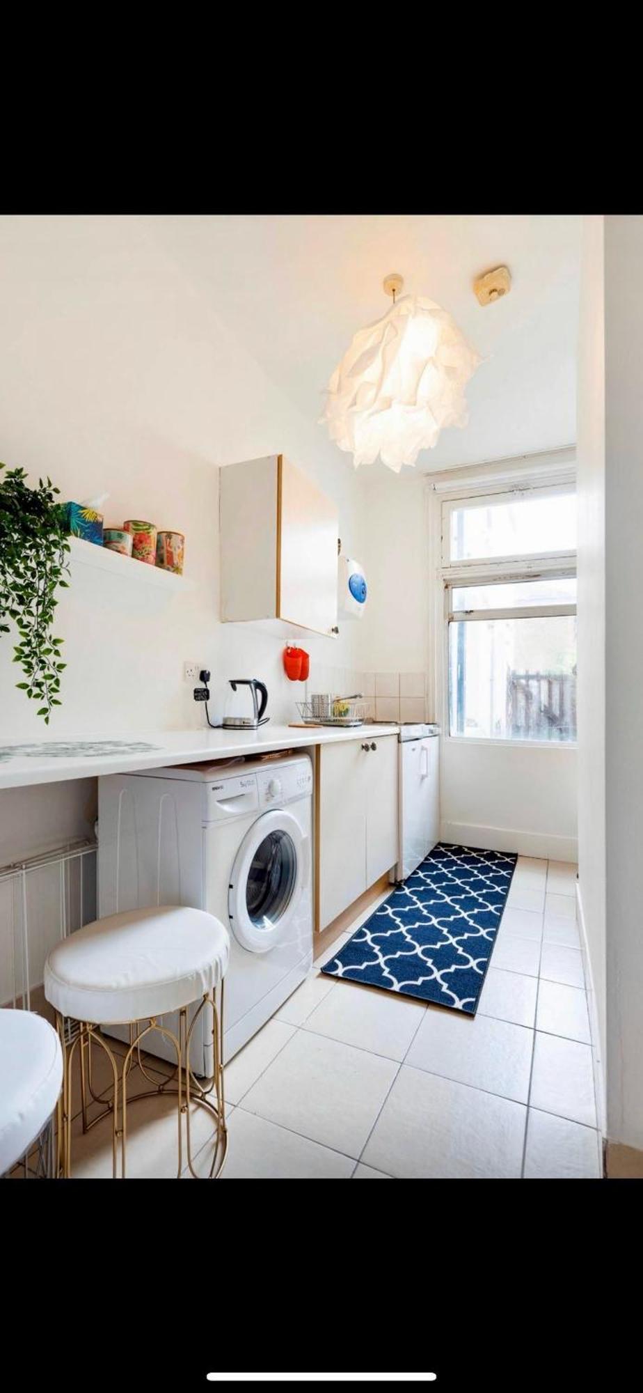 Apartment Colourful Flat