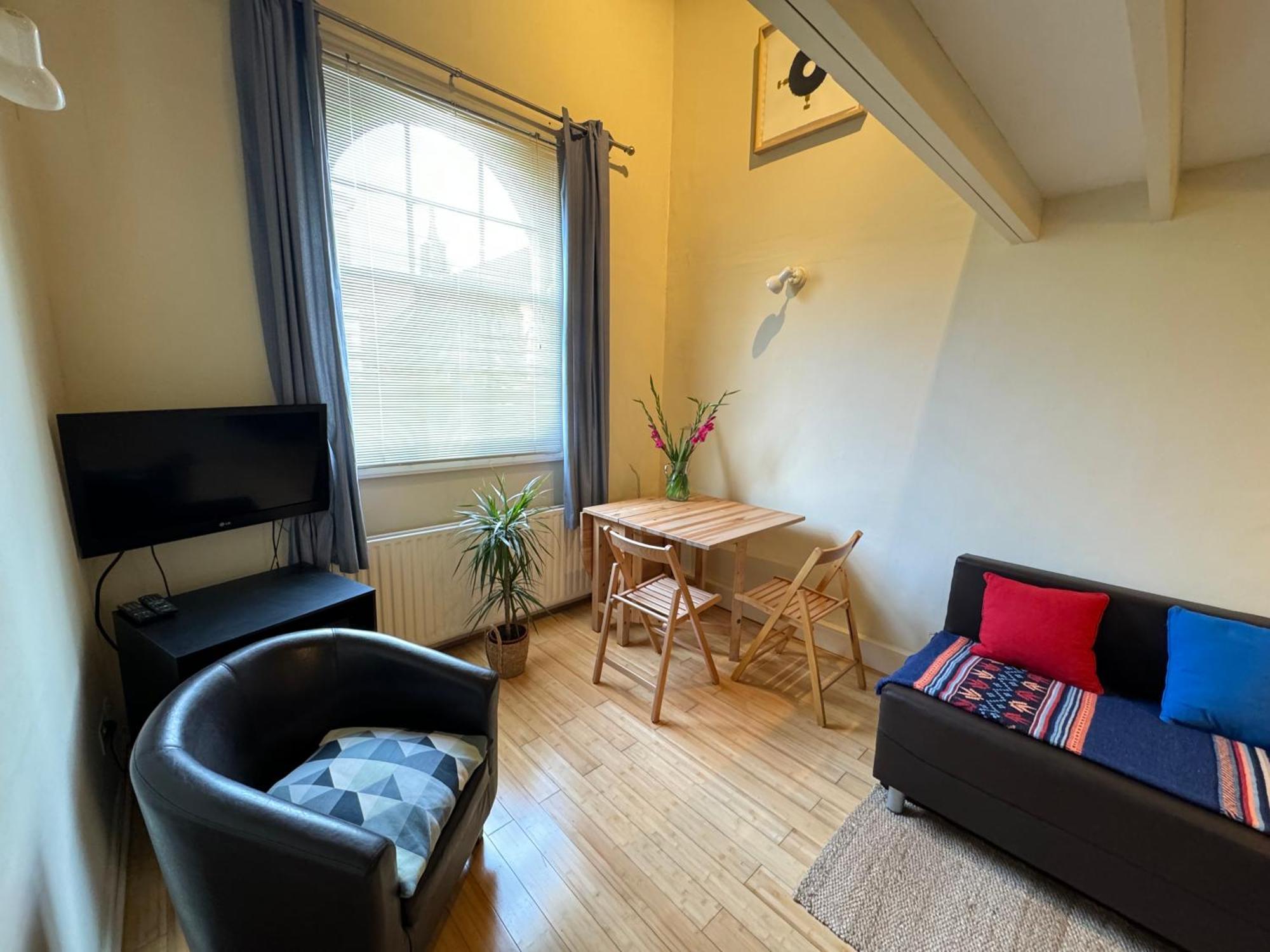Delightful 3bd Family W Garden Finsbury Park Apartment London