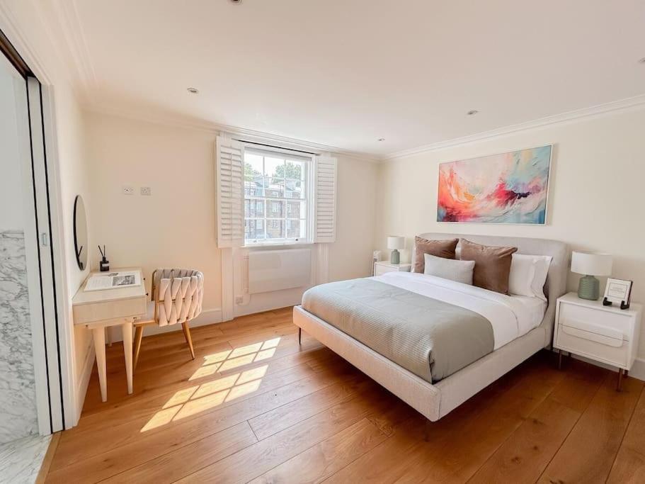Apartment Luxurious In A Prestigious Location London