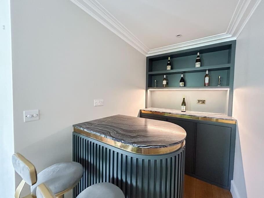 Luxurious In A Prestigious Location *