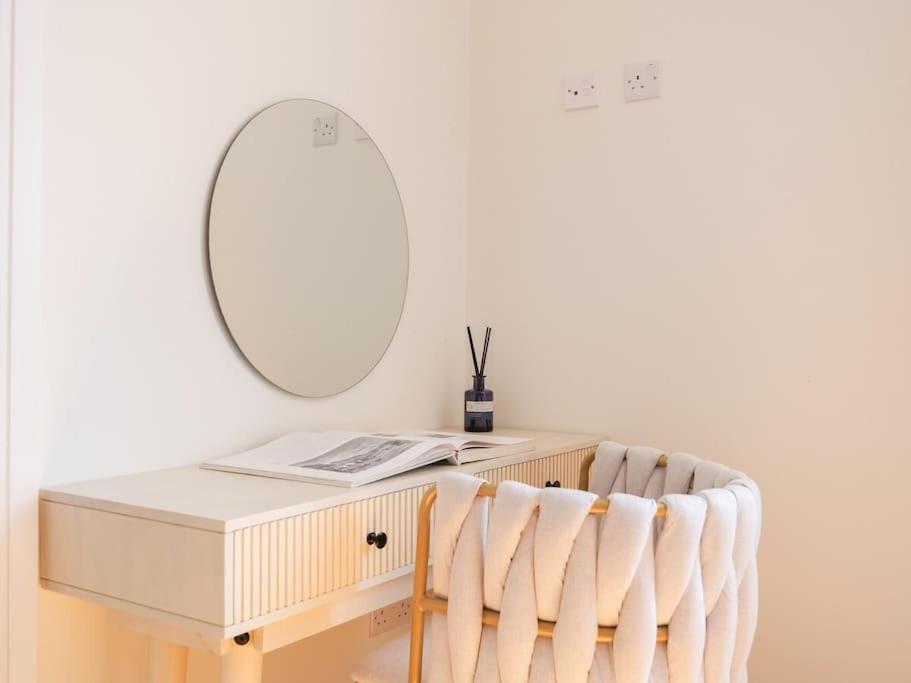 Luxurious In A Prestigious Location London