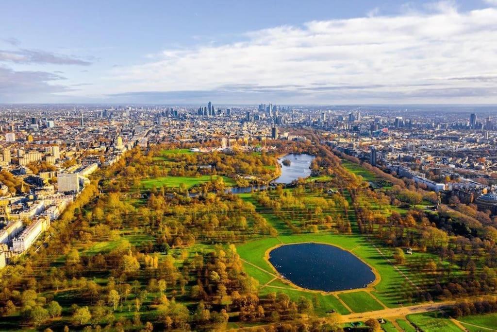 Luxurious In A Prestigious Location London