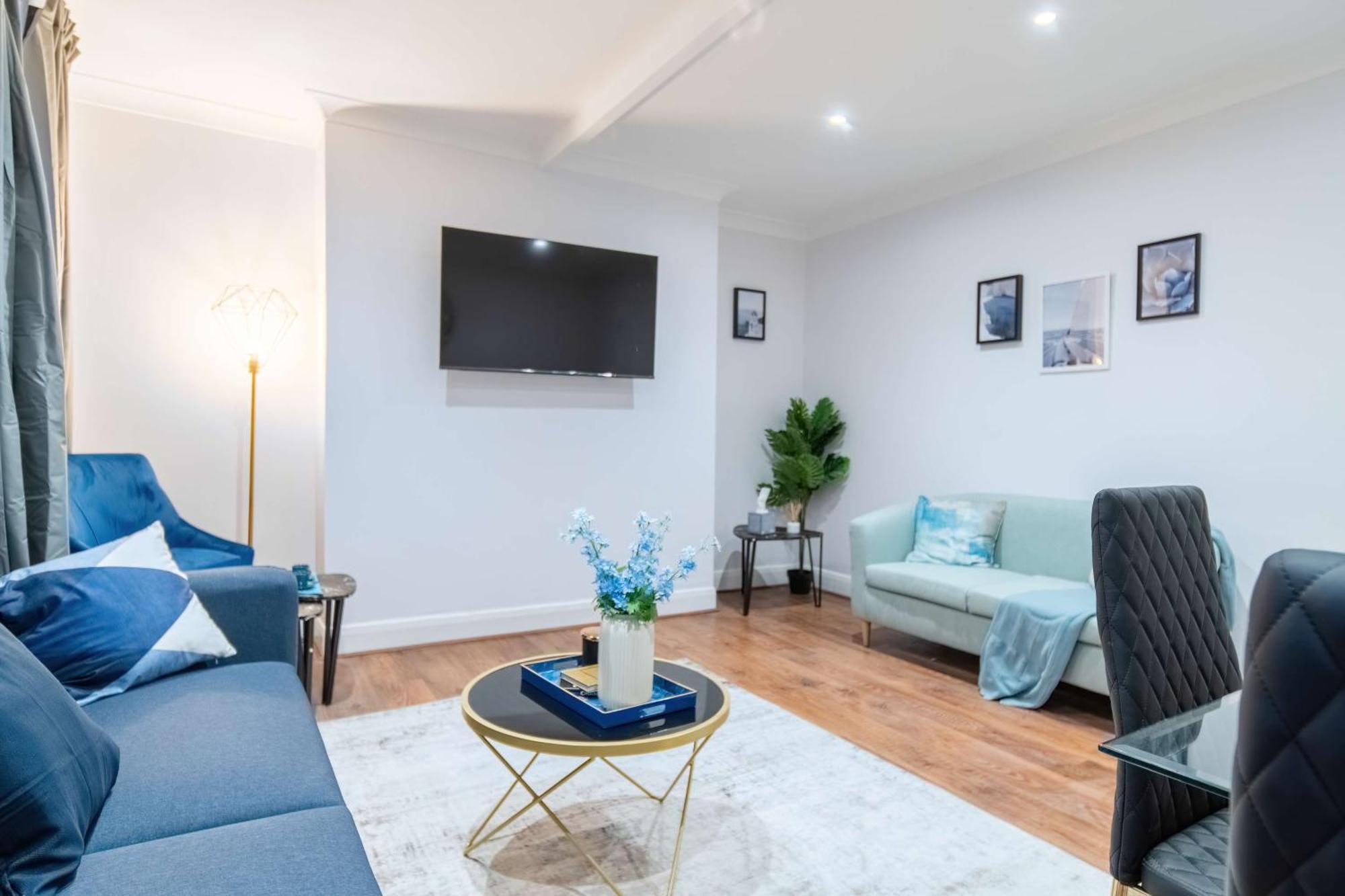 Apartment Modern Two Bed Kensington With Free Wifi *
