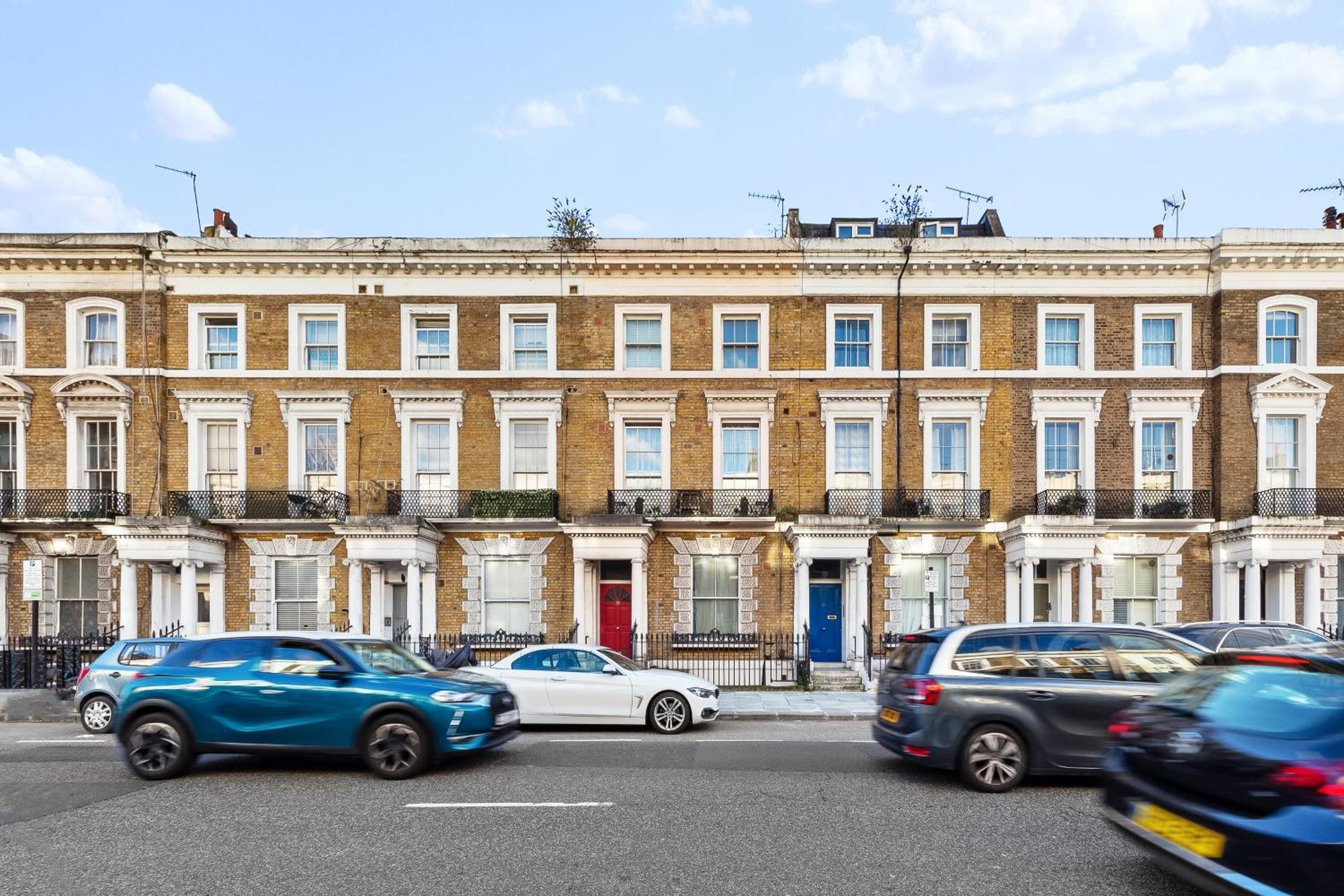 Apartamento Newly Renovated Kensington 2 Bedroom With Balcony Near Harrods Sleeps 6, 2 Min Walk From Station *