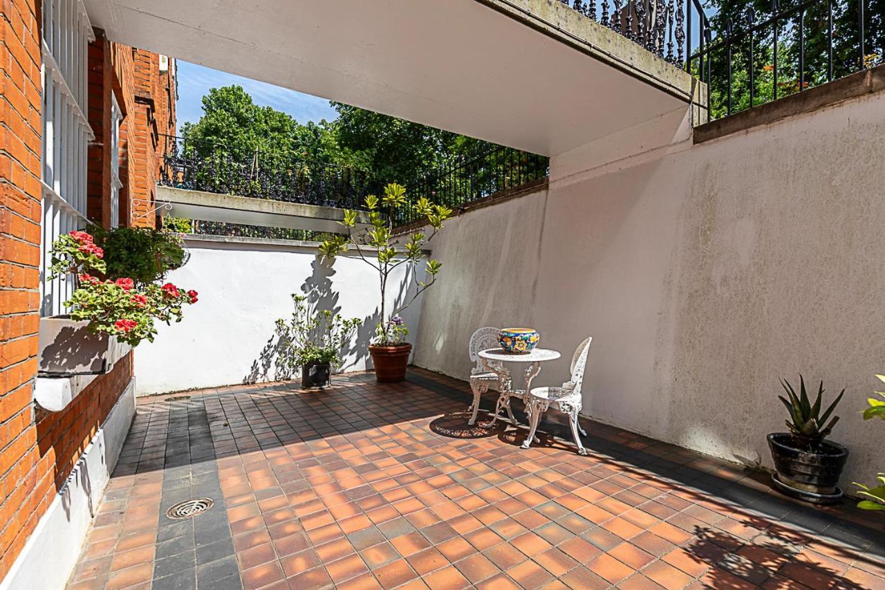 Apartment Elegant Two-bedroom Flat In Evelyn Gardens London