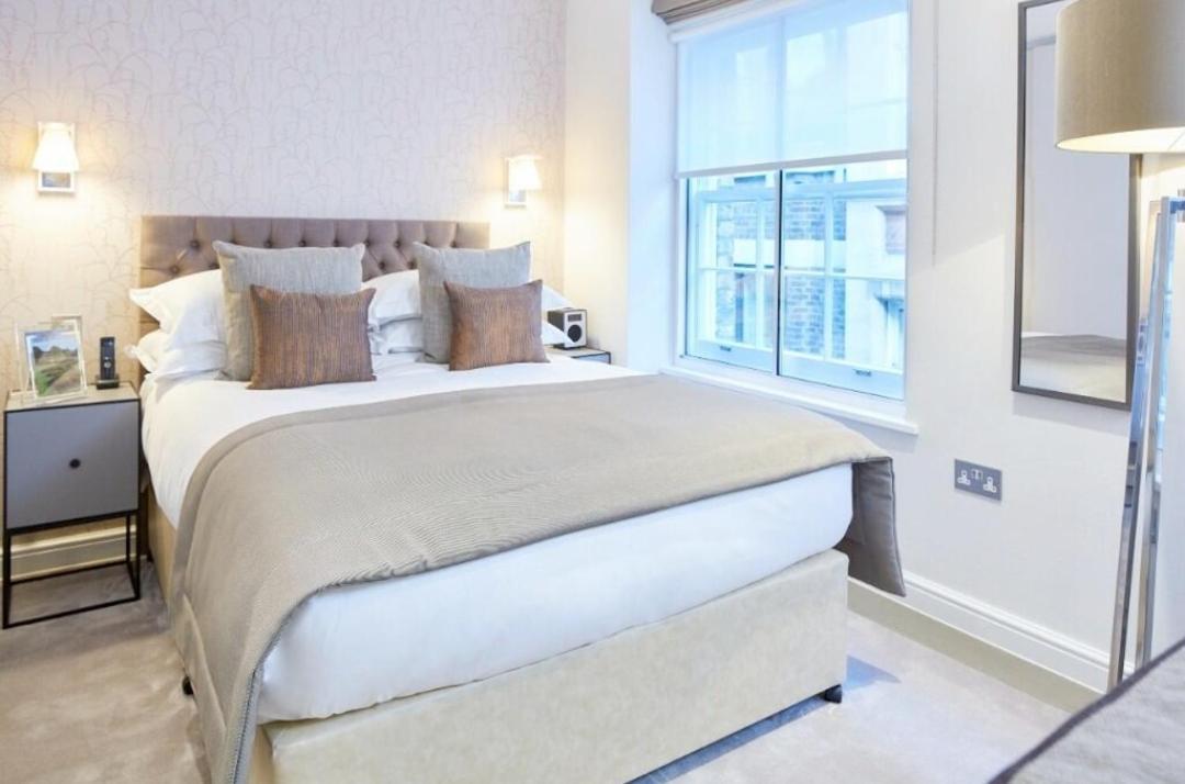 Cosy Two Bed Serviced In Tower Bridge Bridge - Perfect For Long Stay, Business, Leisure And Relocations * London